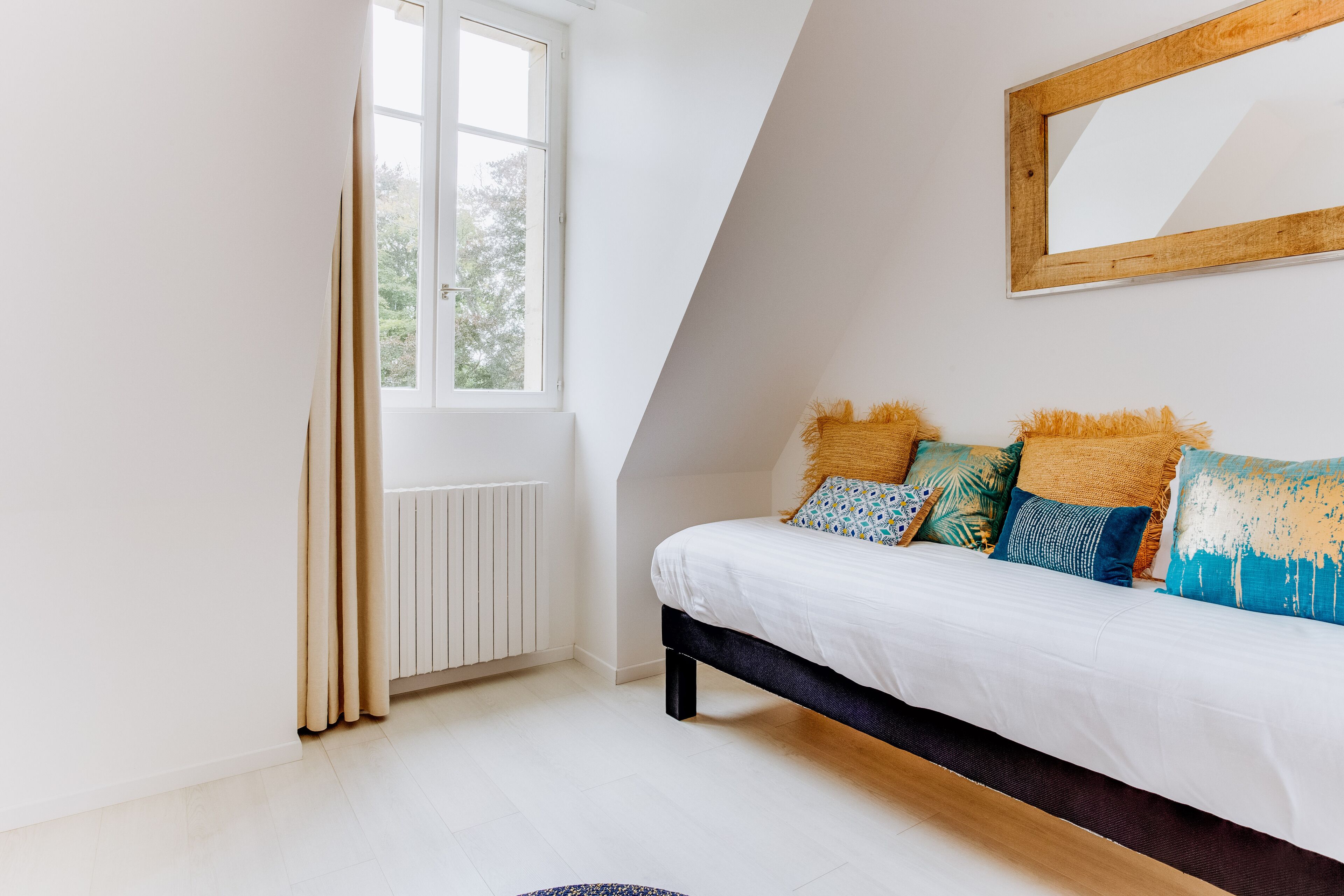 Chateau Cote De Nacre