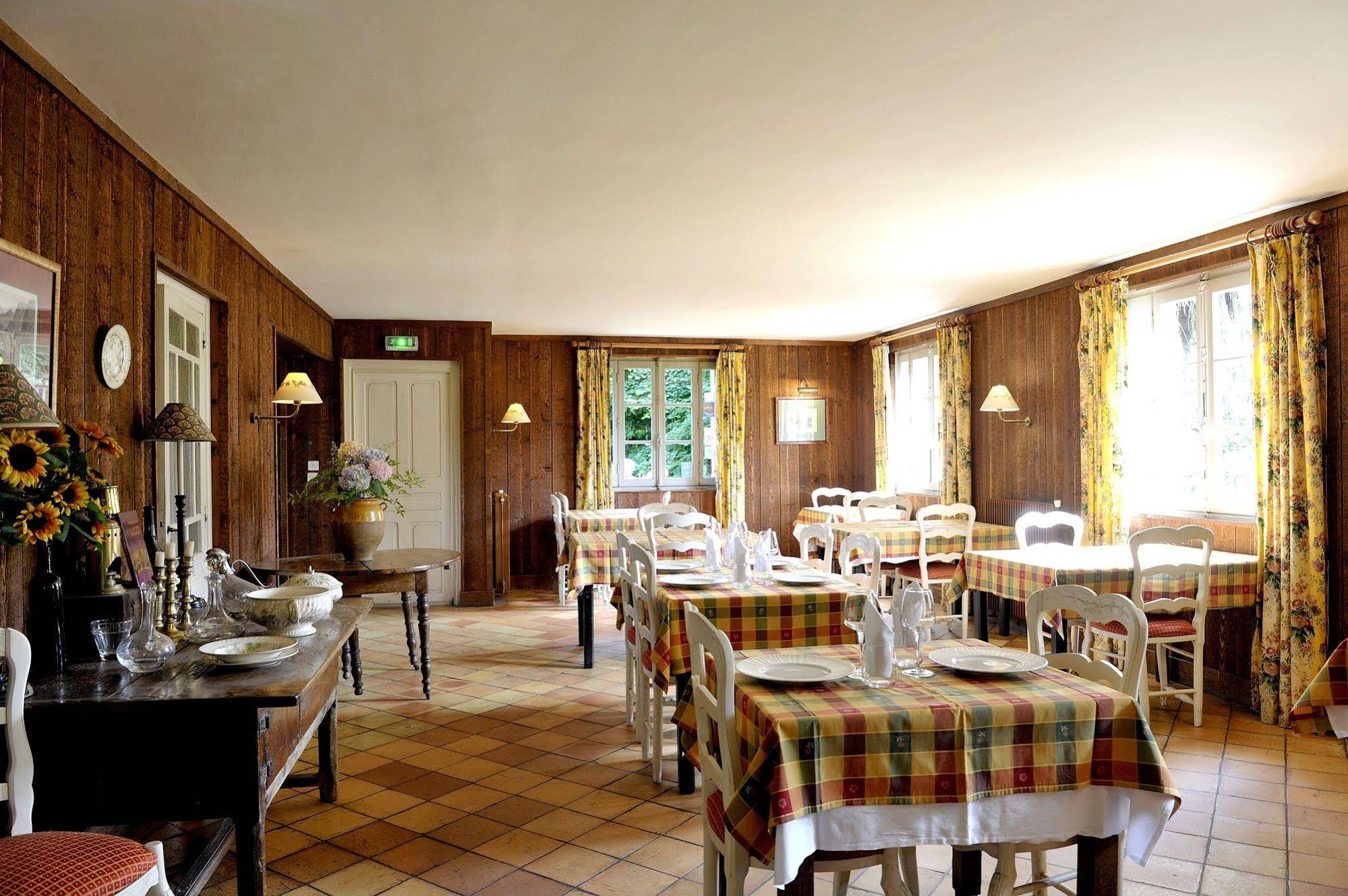 Hôtel - Restaurant Les Bains de Secours