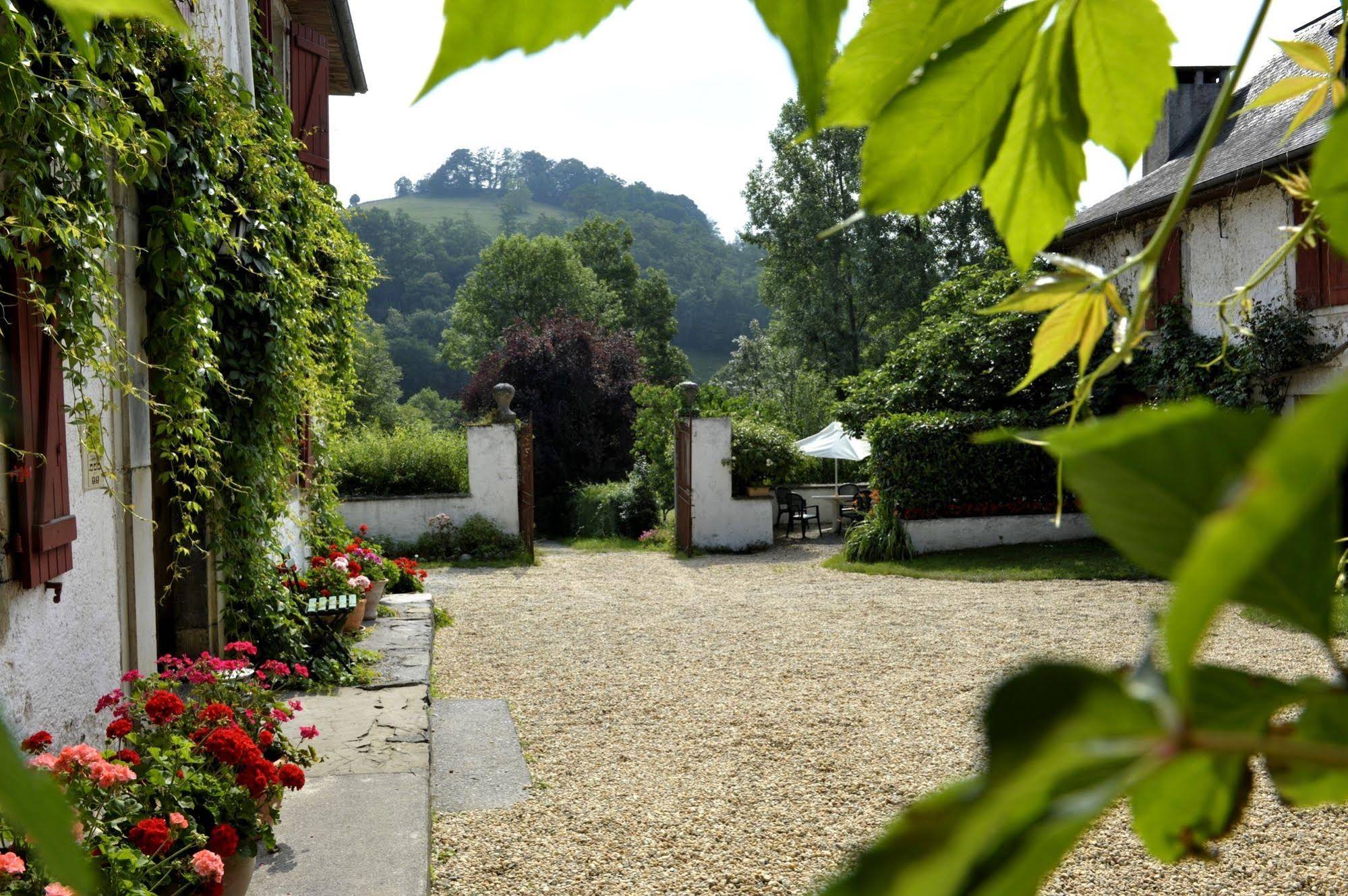 Hôtel - Restaurant Les Bains de Secours