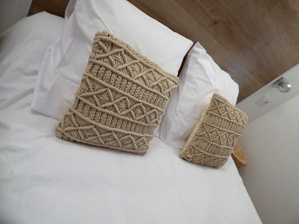 Les Hauts De Malirat