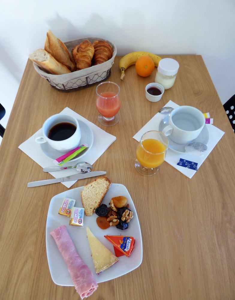 Les Hauts De Malirat