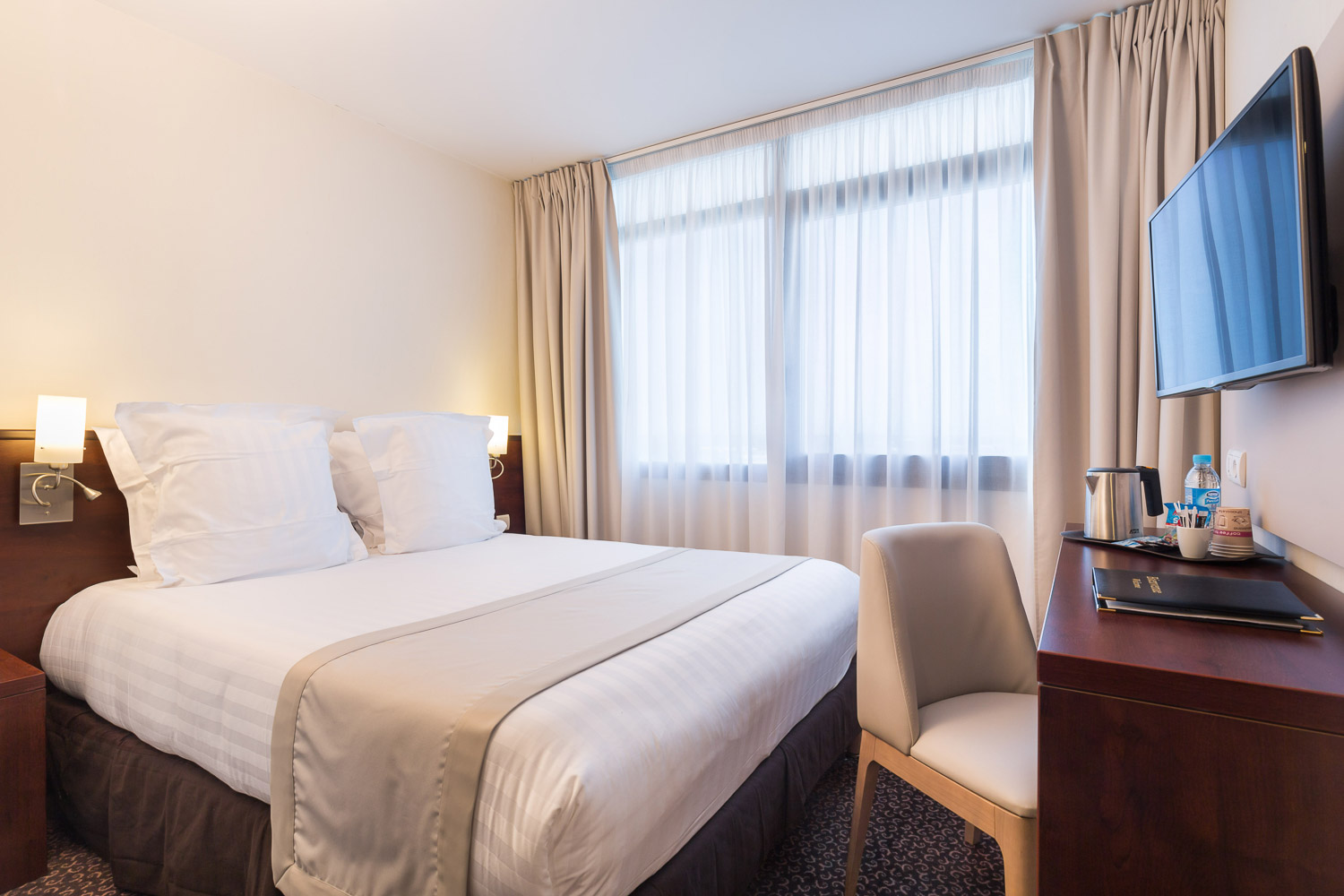Gatsby Hotel & Restaurant