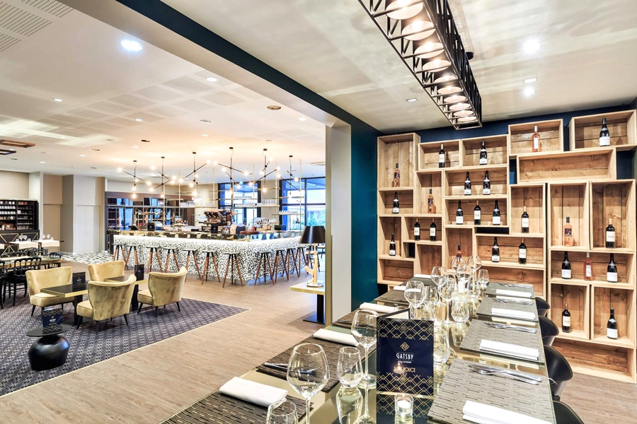 Gatsby Hotel & Restaurant