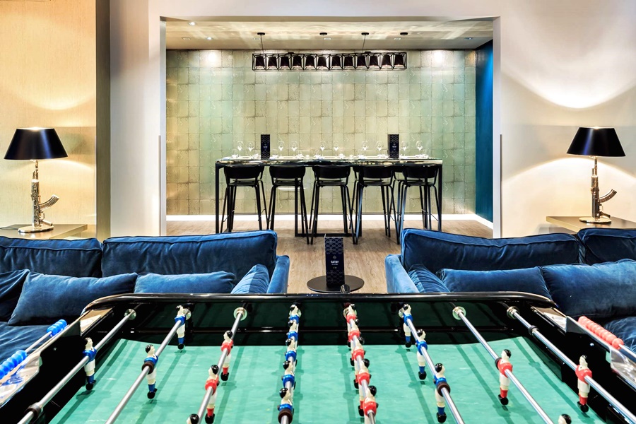 Gatsby Hotel & Restaurant