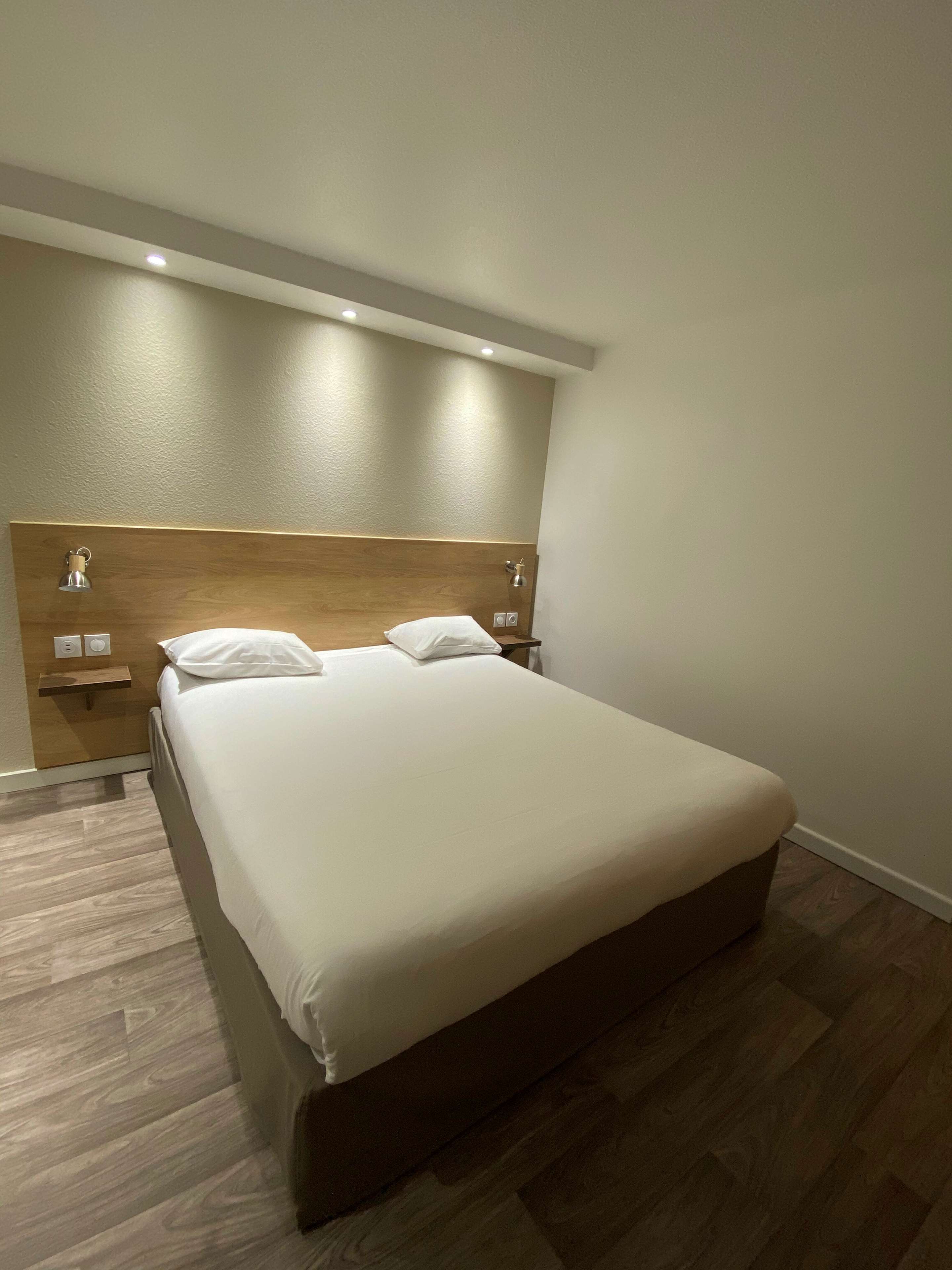 Hôtel Kyriad Fontenay Tresigny