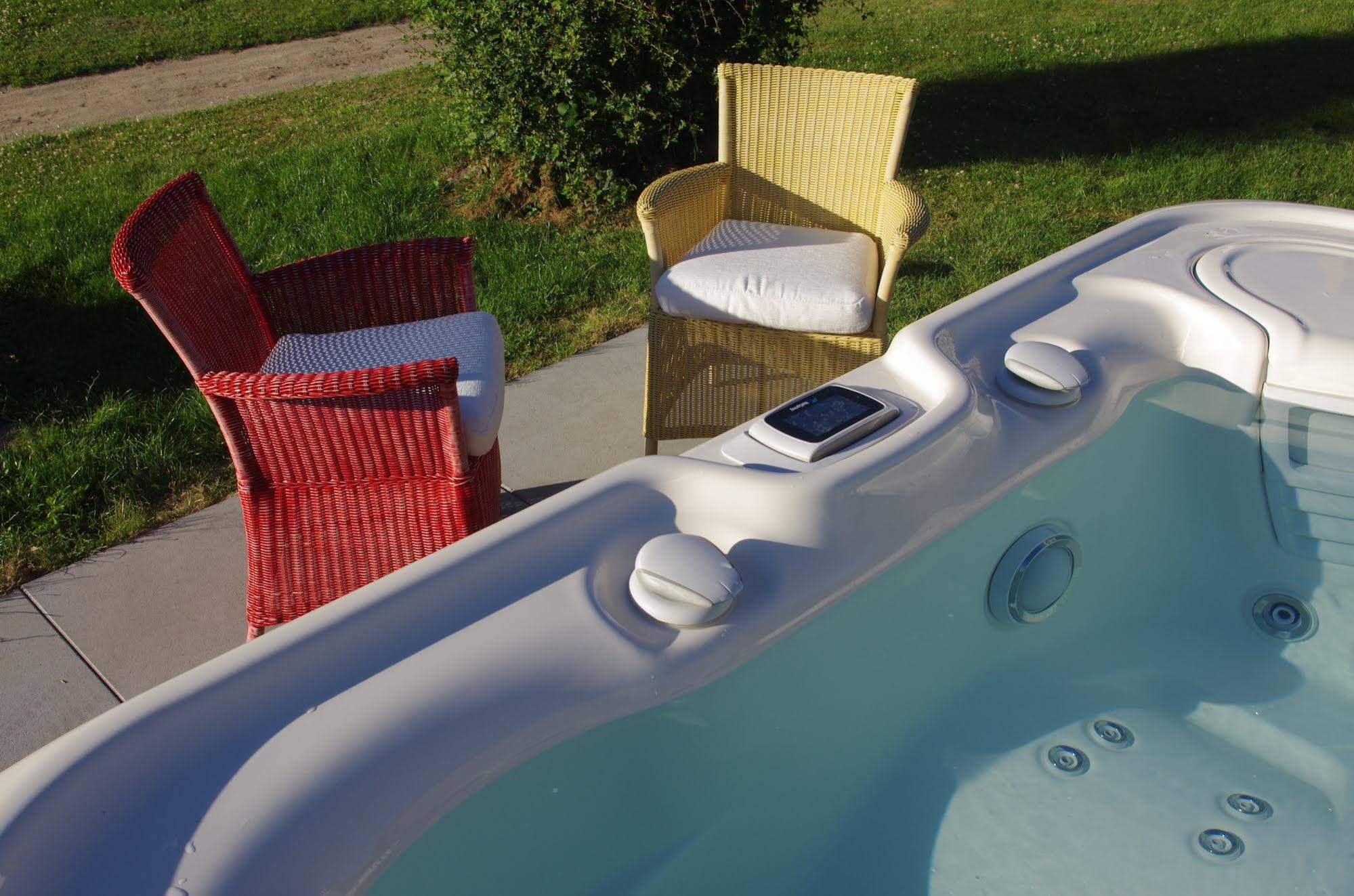 Château De La Giraudière à Villeny