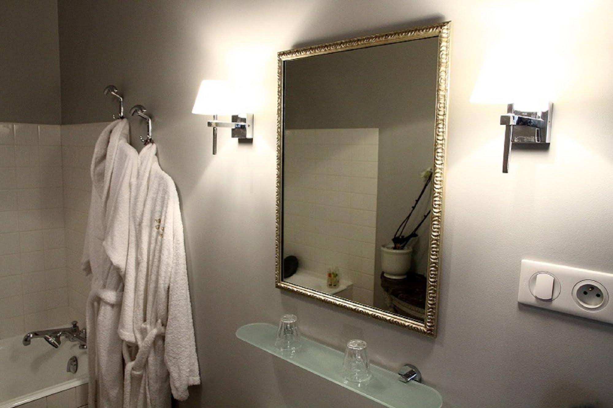 Château De La Giraudière à Villeny