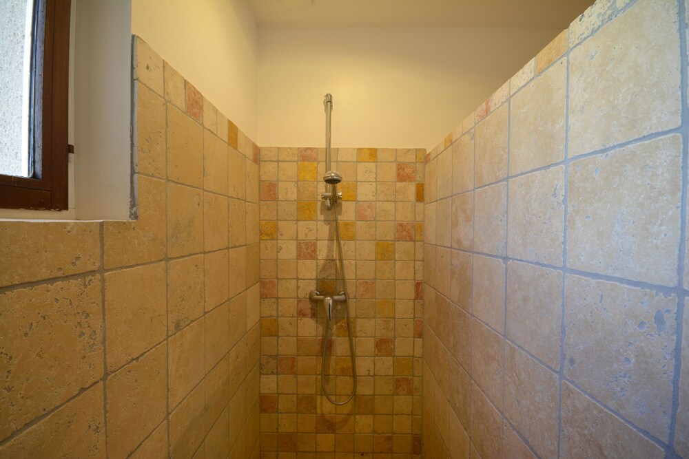 Les Bastidons Du Souleyan