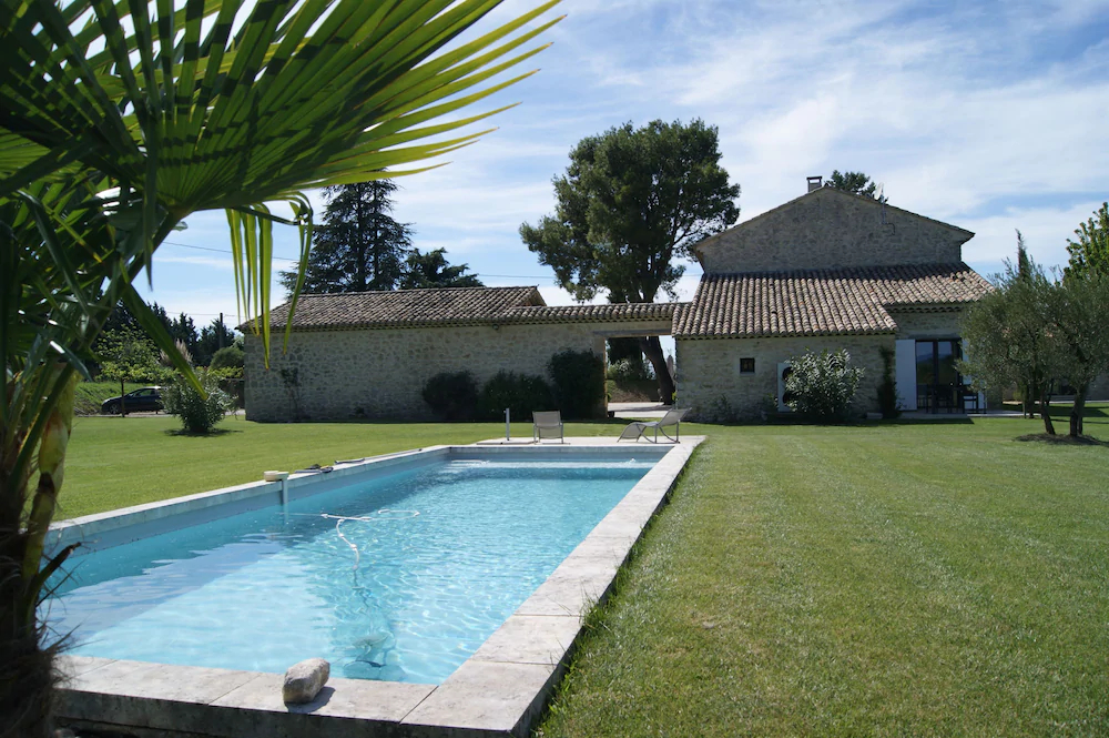 Mas En Pierres Dans Le Luberon