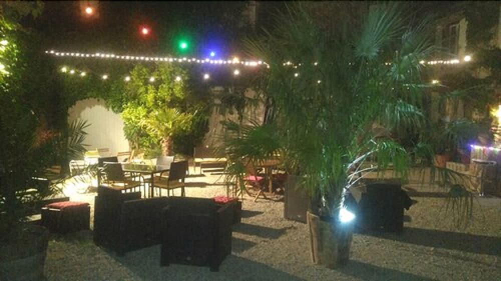 Les Chambres Bulles du Château Belvize