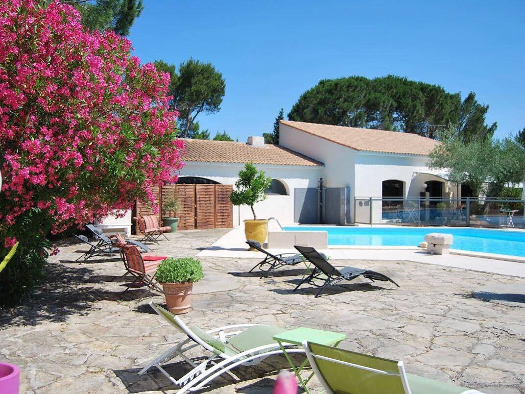 Les Aubuns Country Hôtel