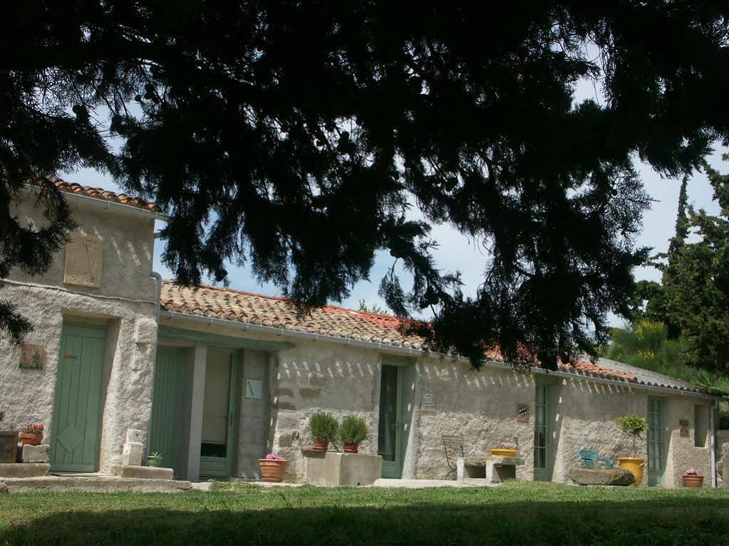 Ecurie De Sainte Croix