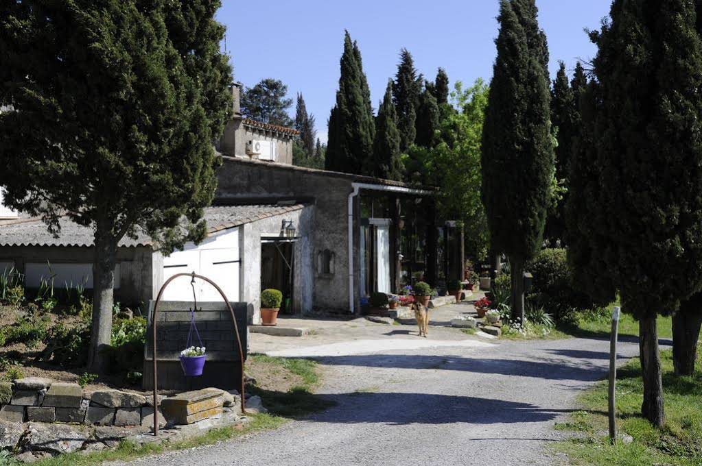 Ecurie De Sainte Croix