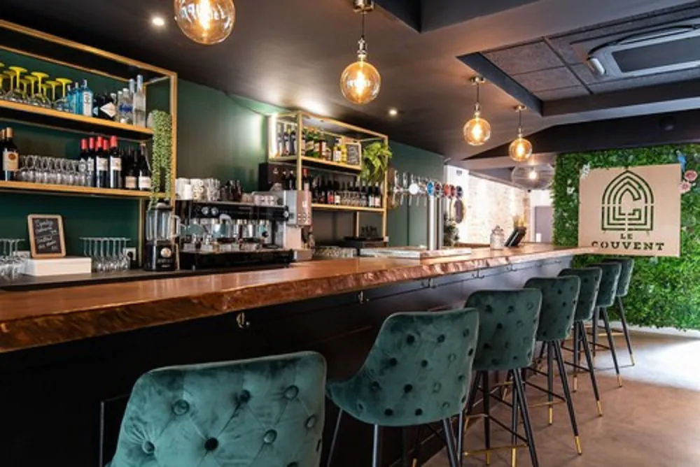 Le Couvent Hostel