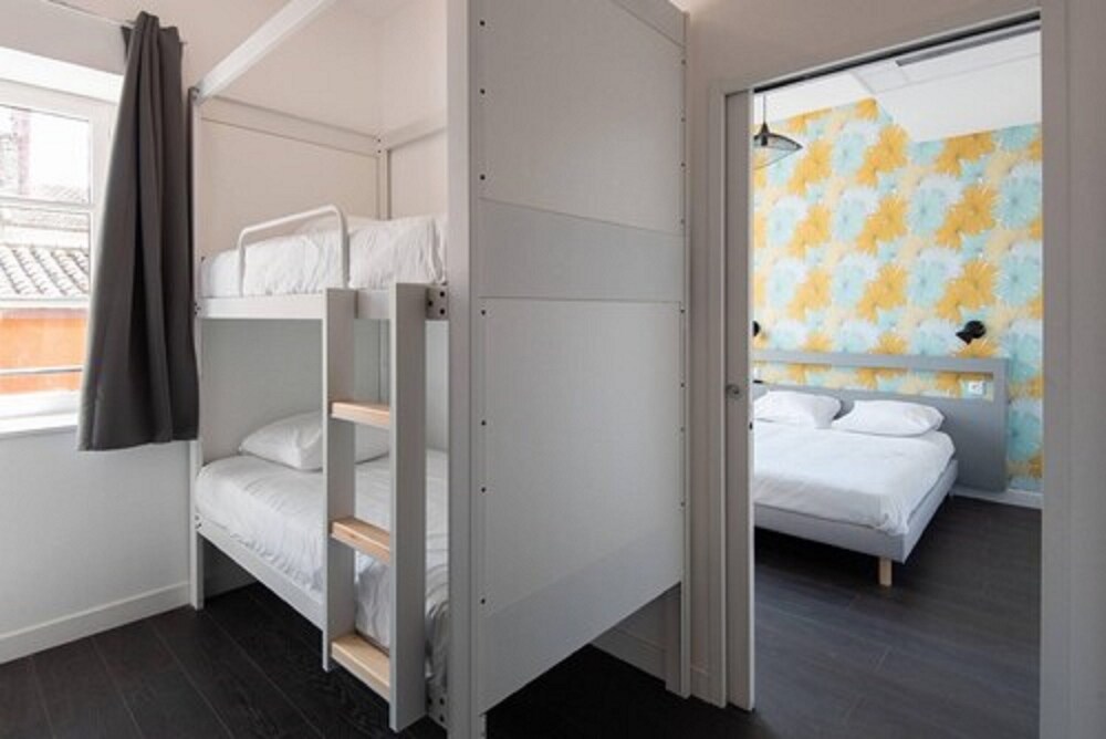 Le Couvent Hostel