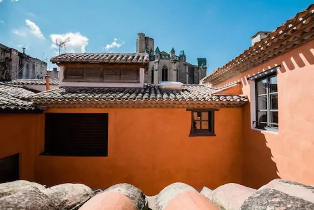 Le Couvent Hostel