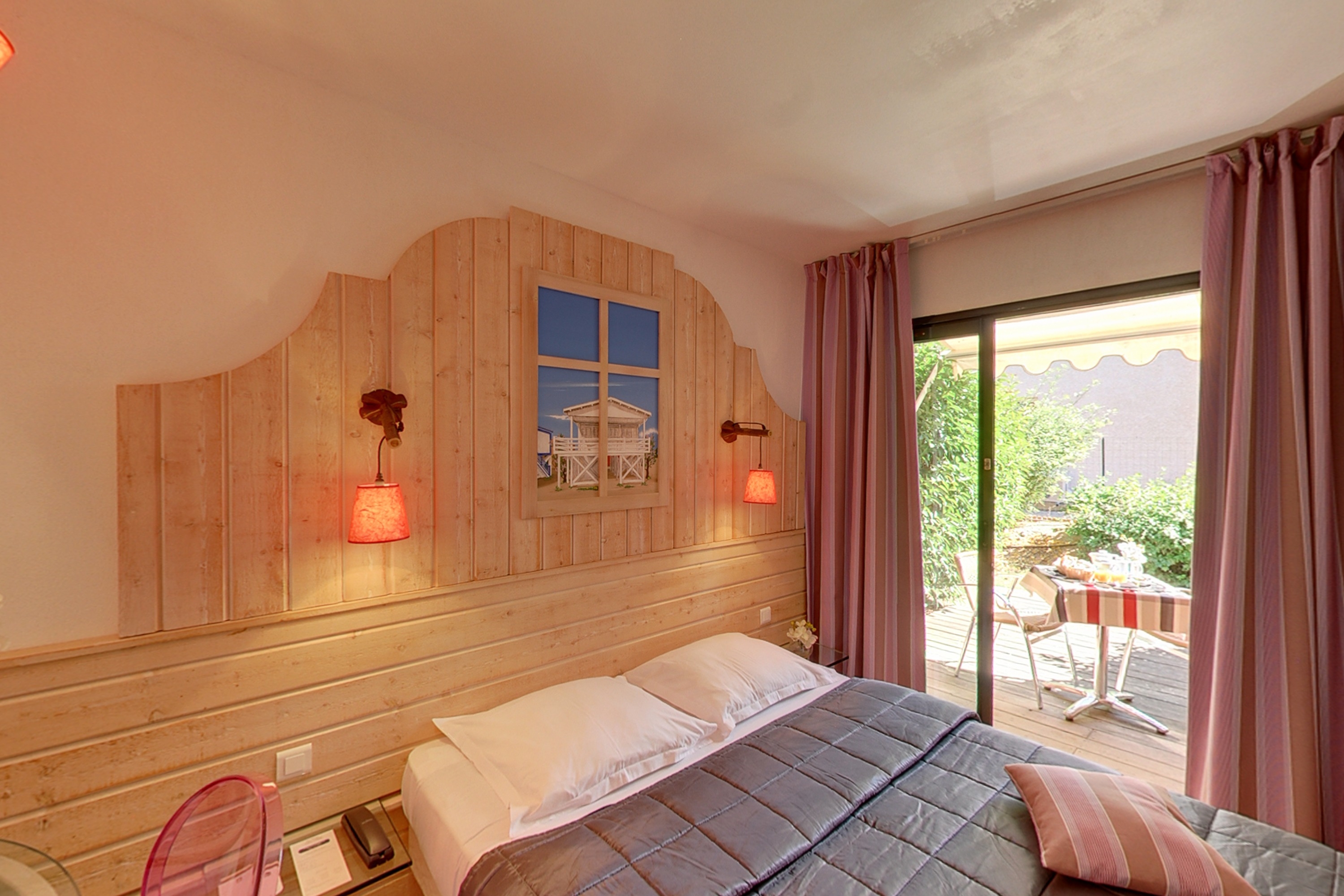 Hôtel Le phoebus Garden & Spa