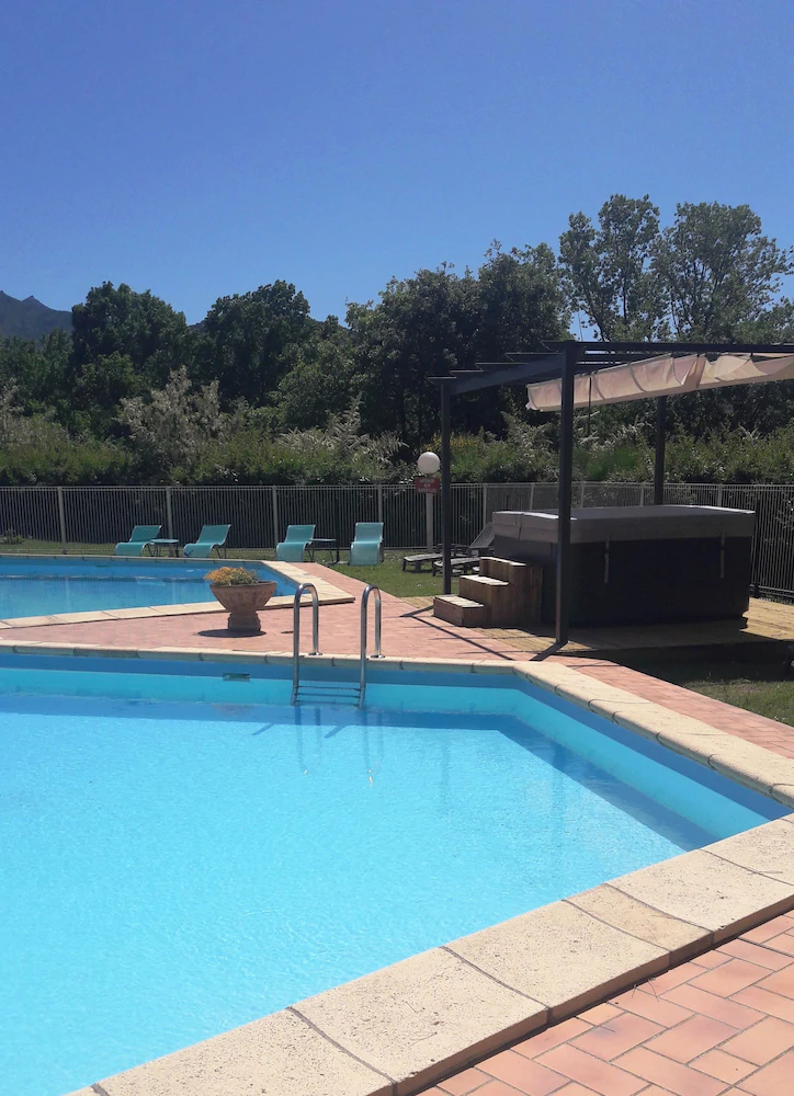 Hotel Le Neoulous