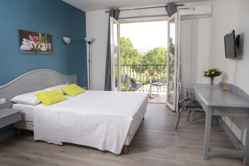 Hotel Le Neoulous