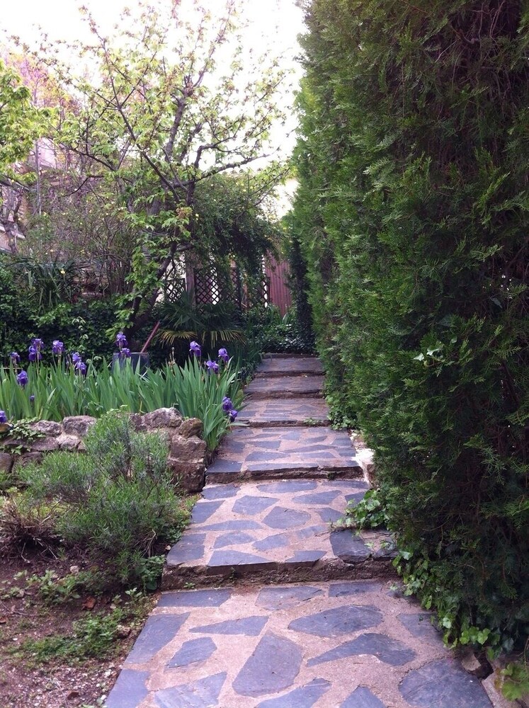 Le Mas Des Fontaines