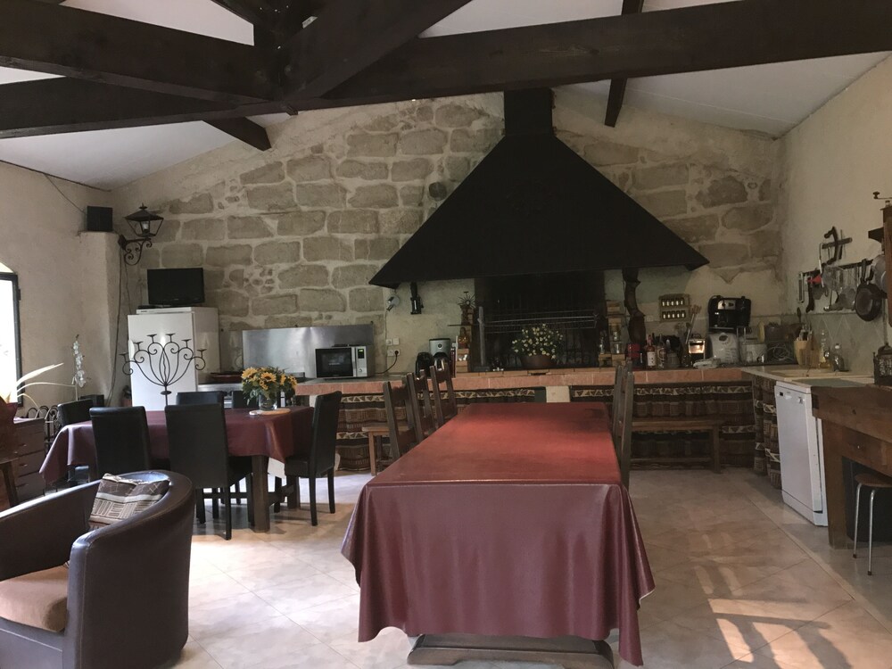 Le Mas Des Fontaines