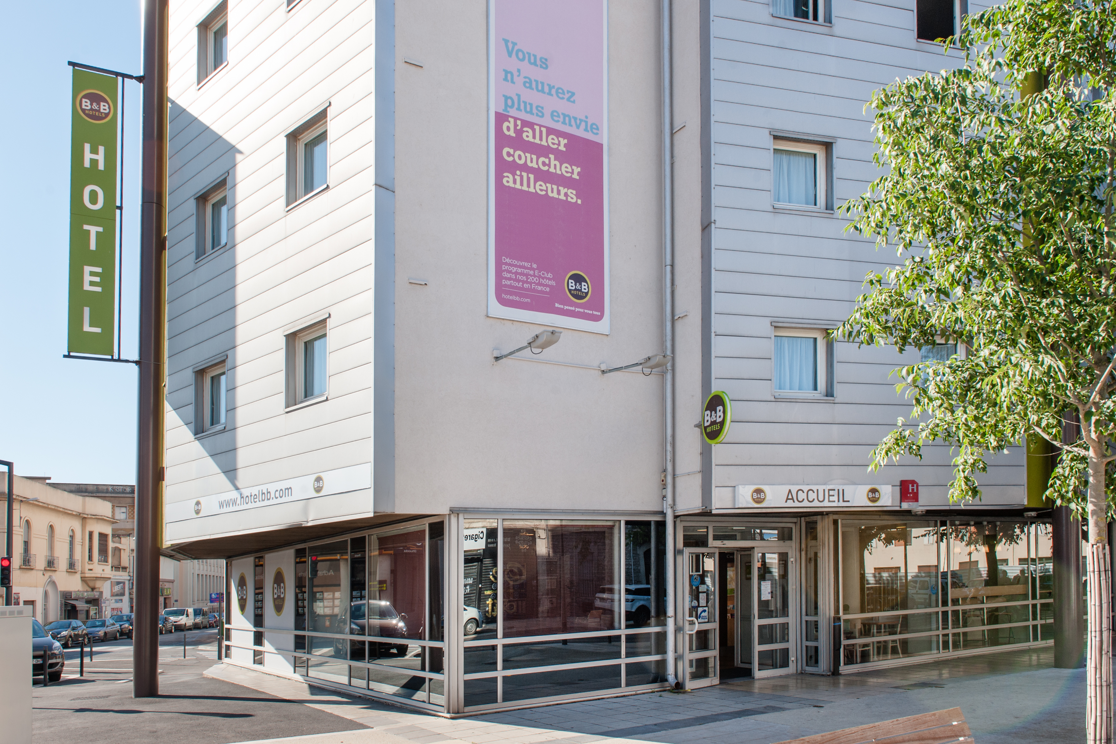 B&B Hôtel Nîmes Centre Arènes