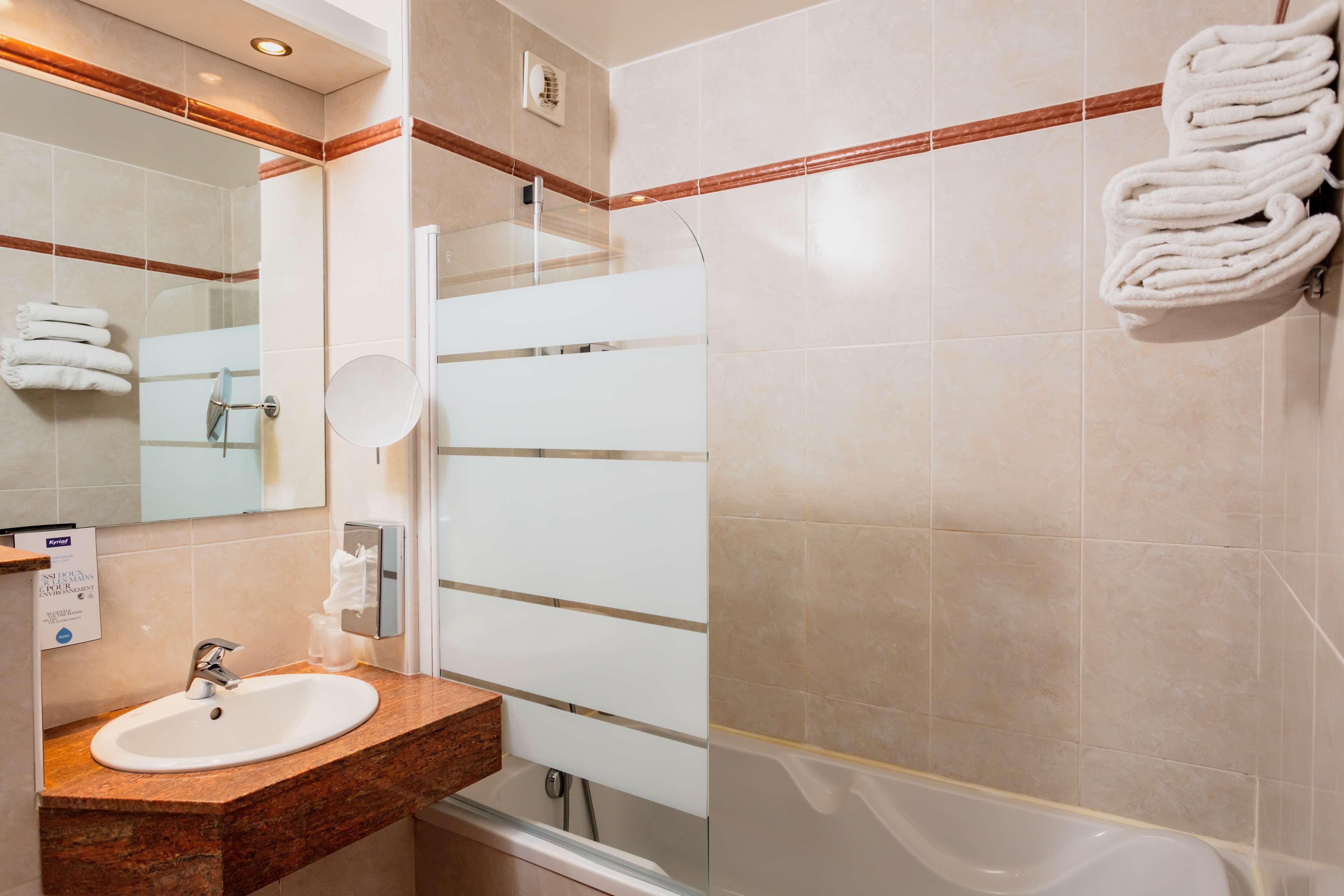 Hotel Kyriad Nîmes Ouest