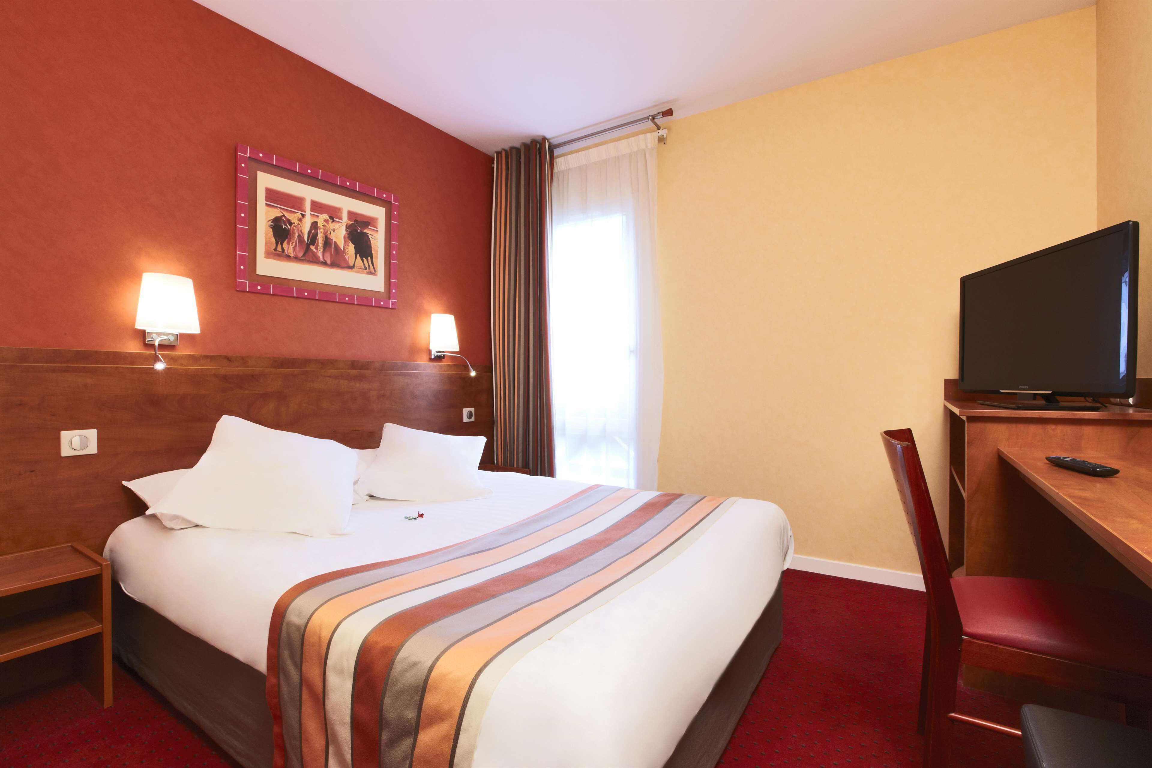 Hotel Kyriad Nîmes Ouest