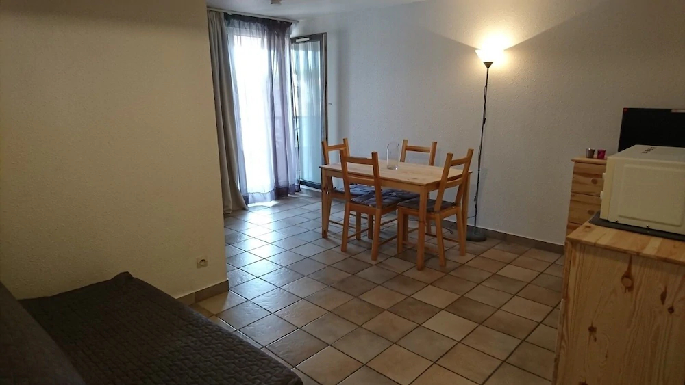 Residence De La Servie