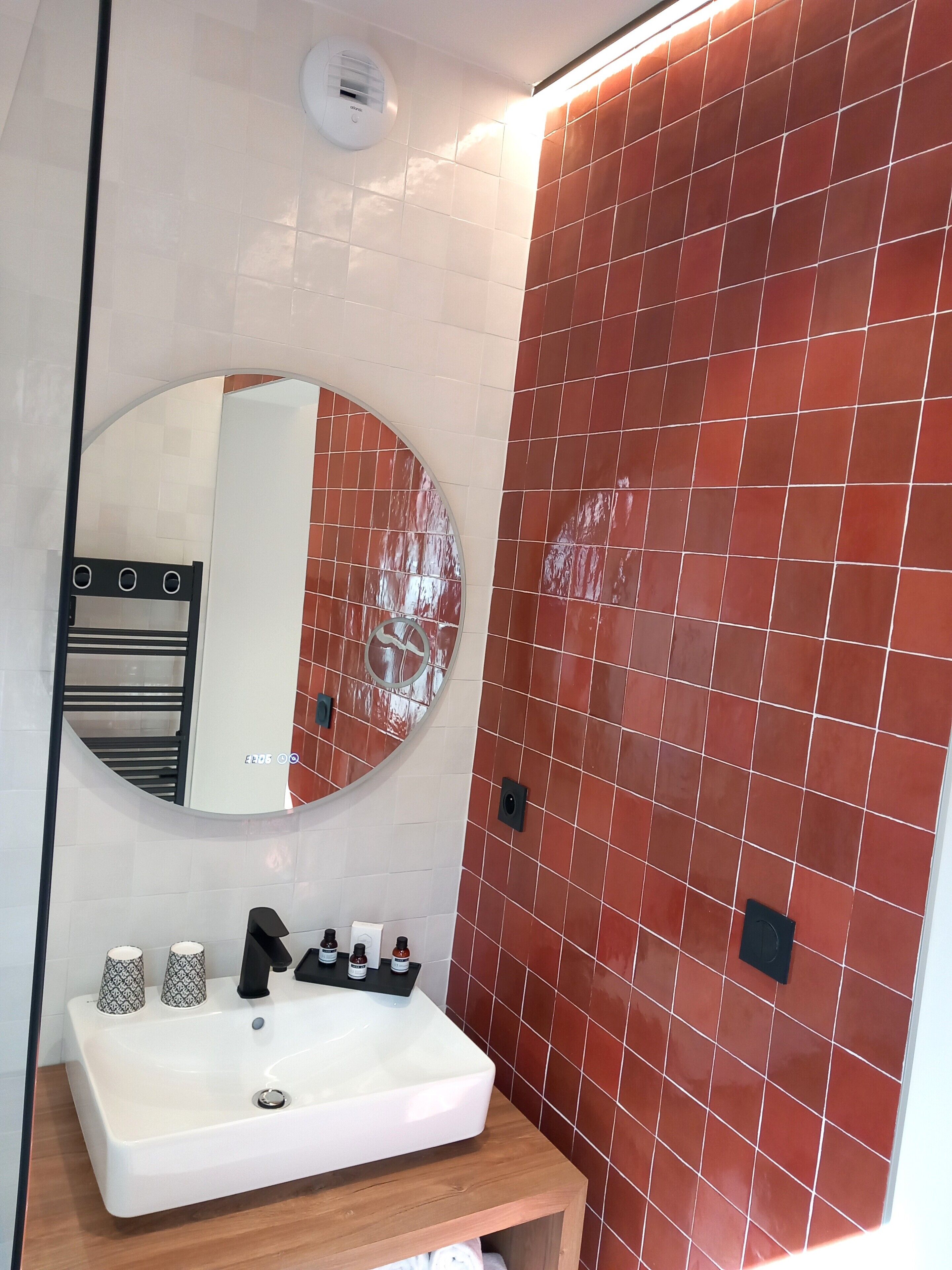 Intense Boutik-Hôtel