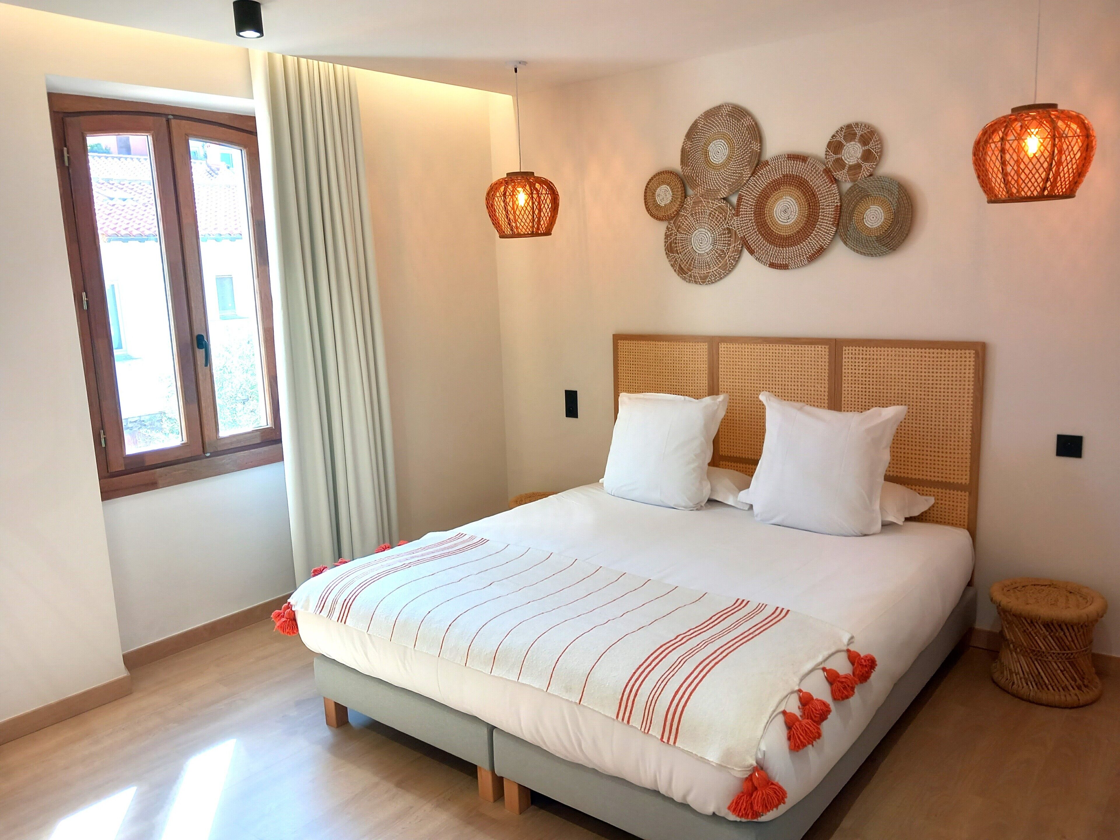 Intense Boutik-Hôtel