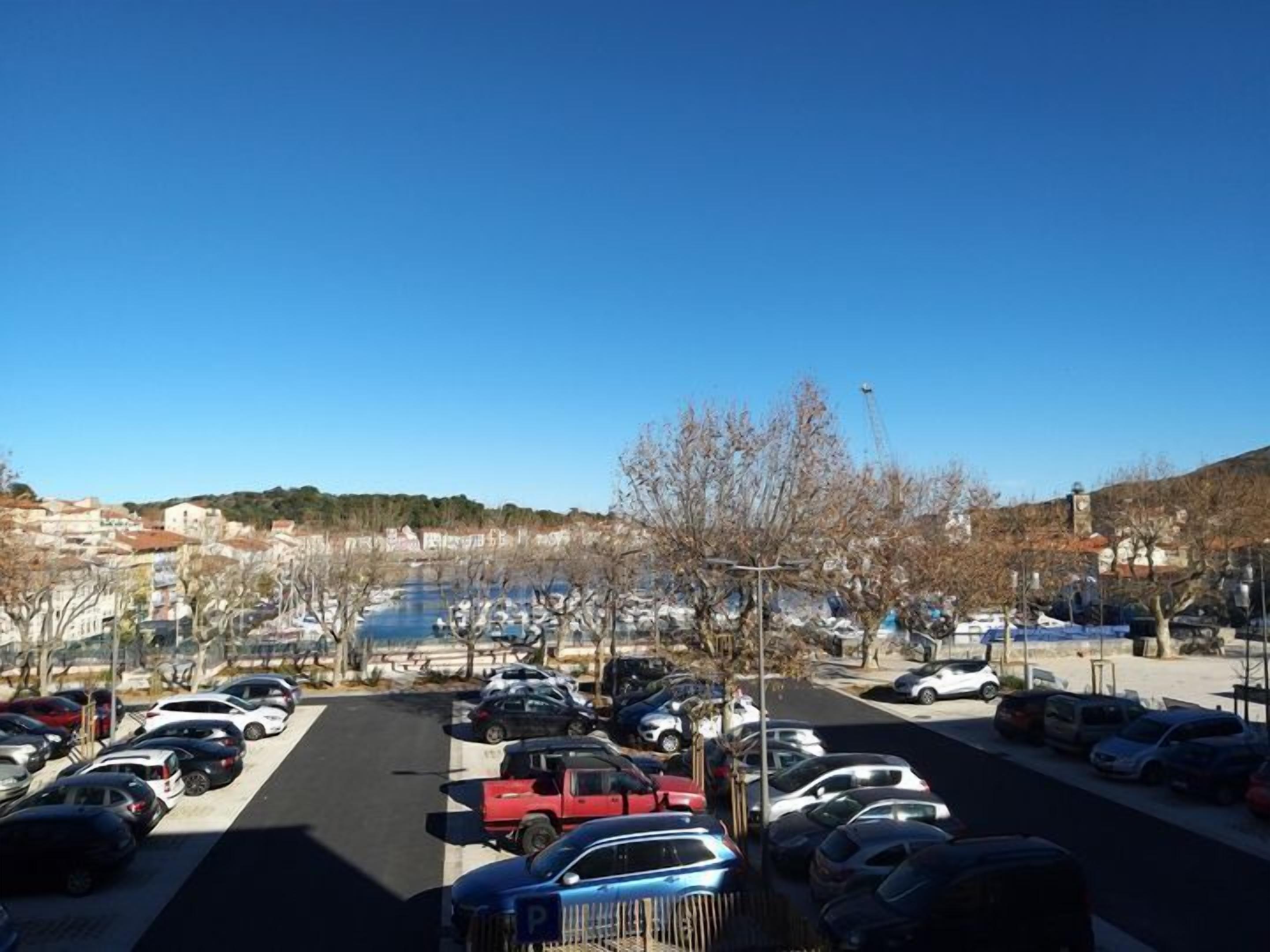 Intense Boutik-Hôtel