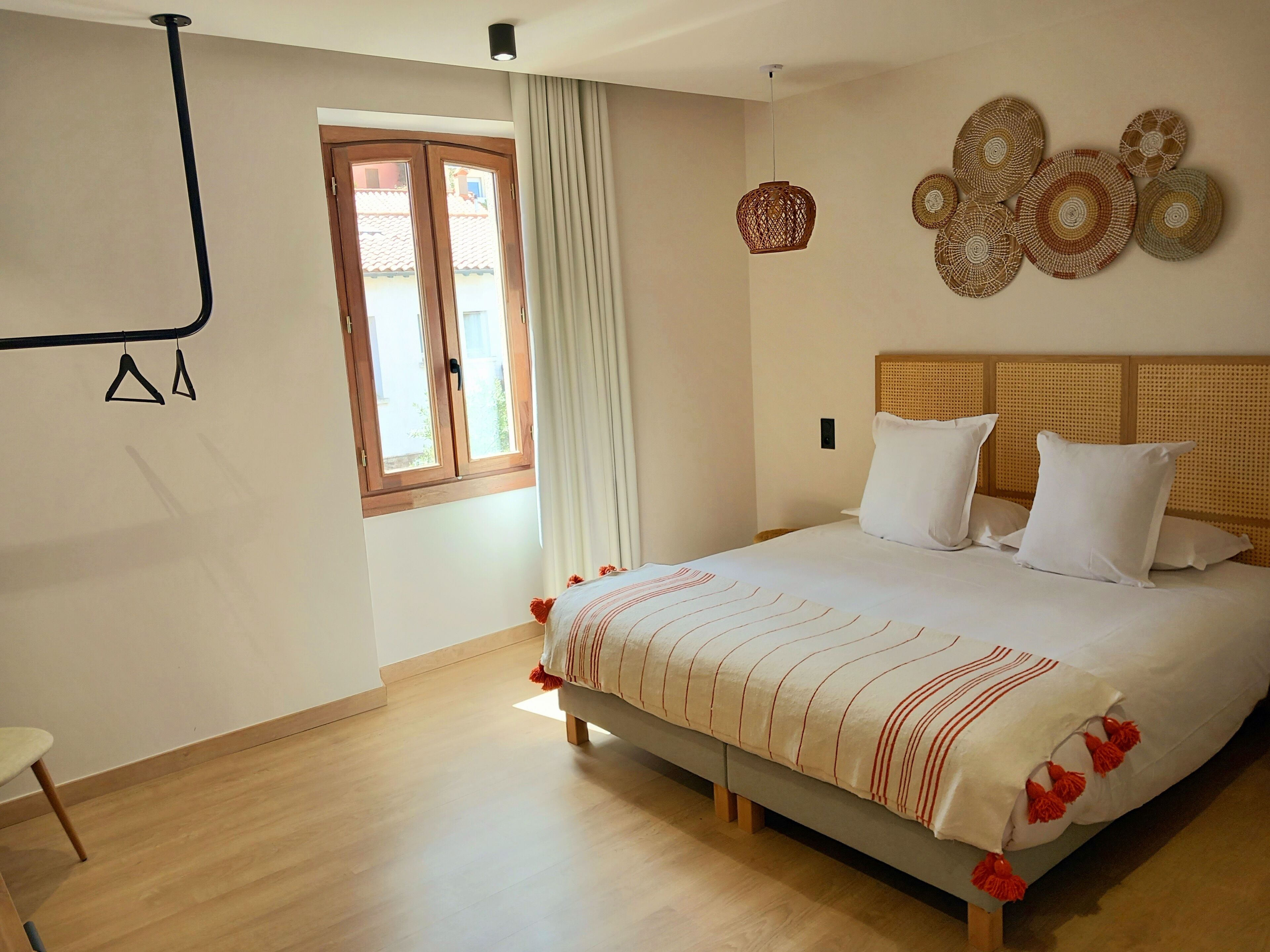 Intense Boutik-Hôtel