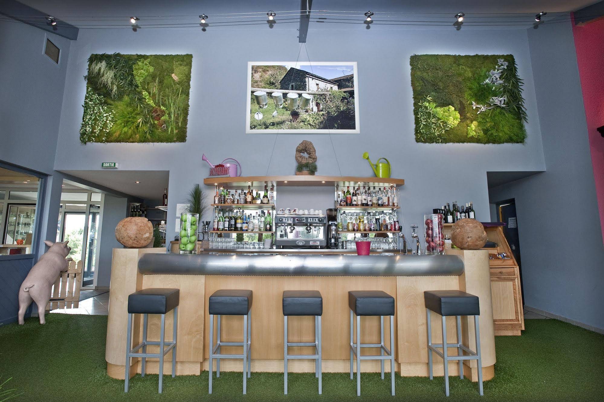 Les Portes d'Apcher Hotel