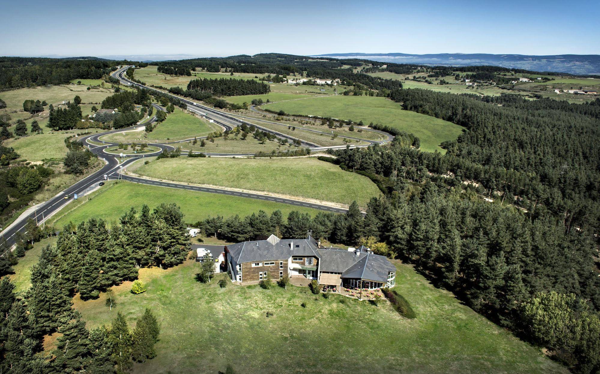 Les Portes d'Apcher Hotel