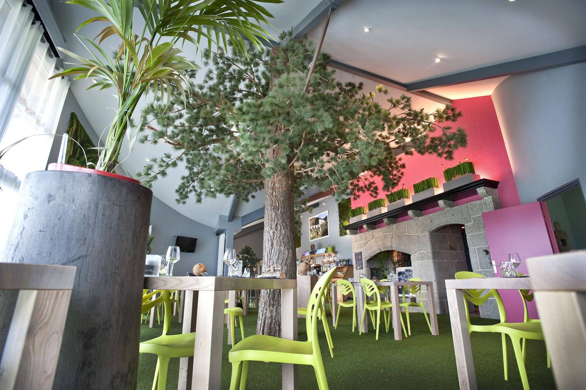 Les Portes d'Apcher Hotel