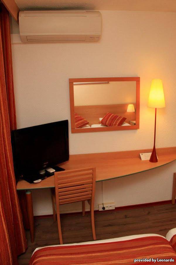 Logis Hôtel Uzès Pont du Gard