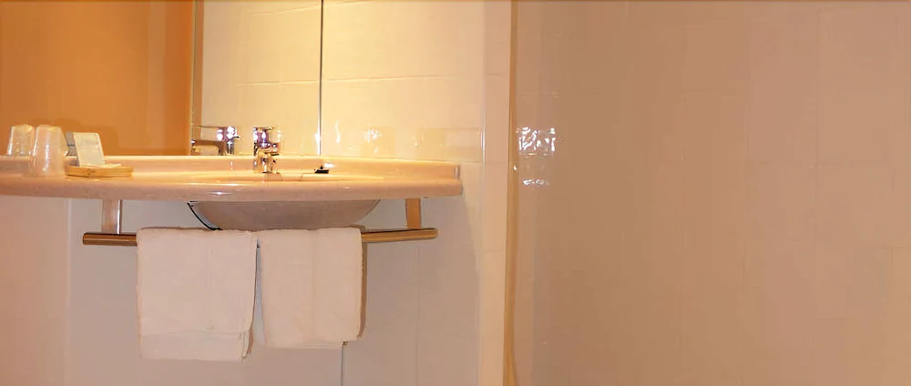 Hotel Le Saint Genies