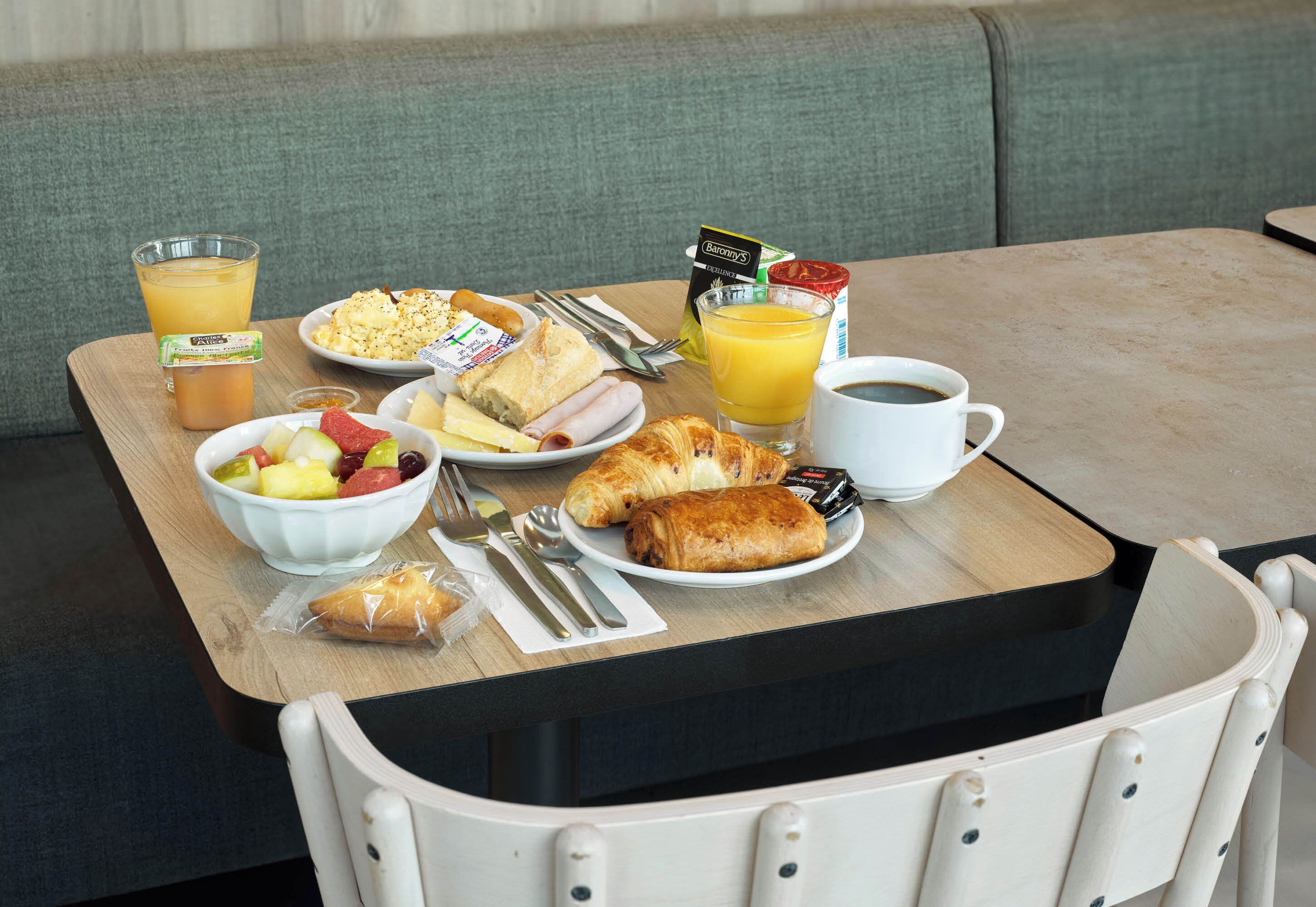 B&B Hotel Paris Porte De Bagnolet