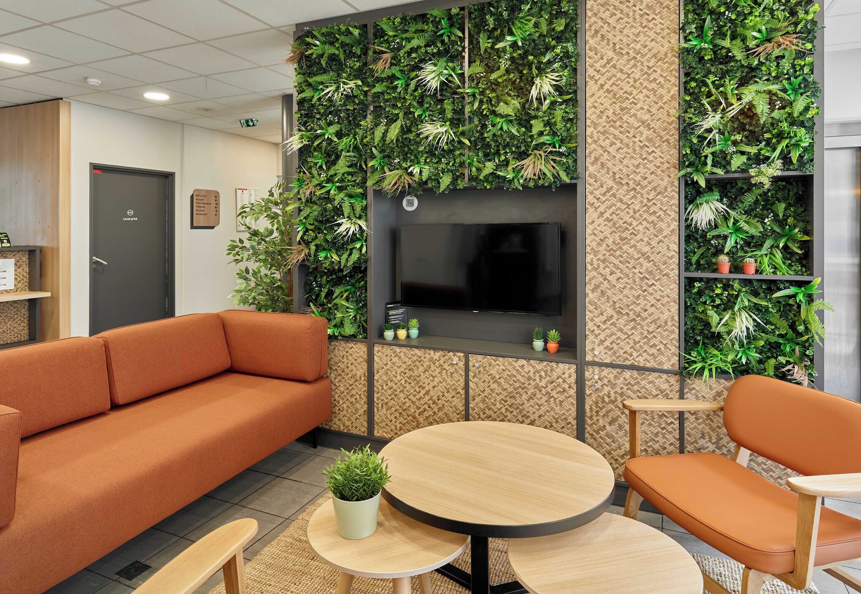 B&B Hotel Paris Est Bobigny Université