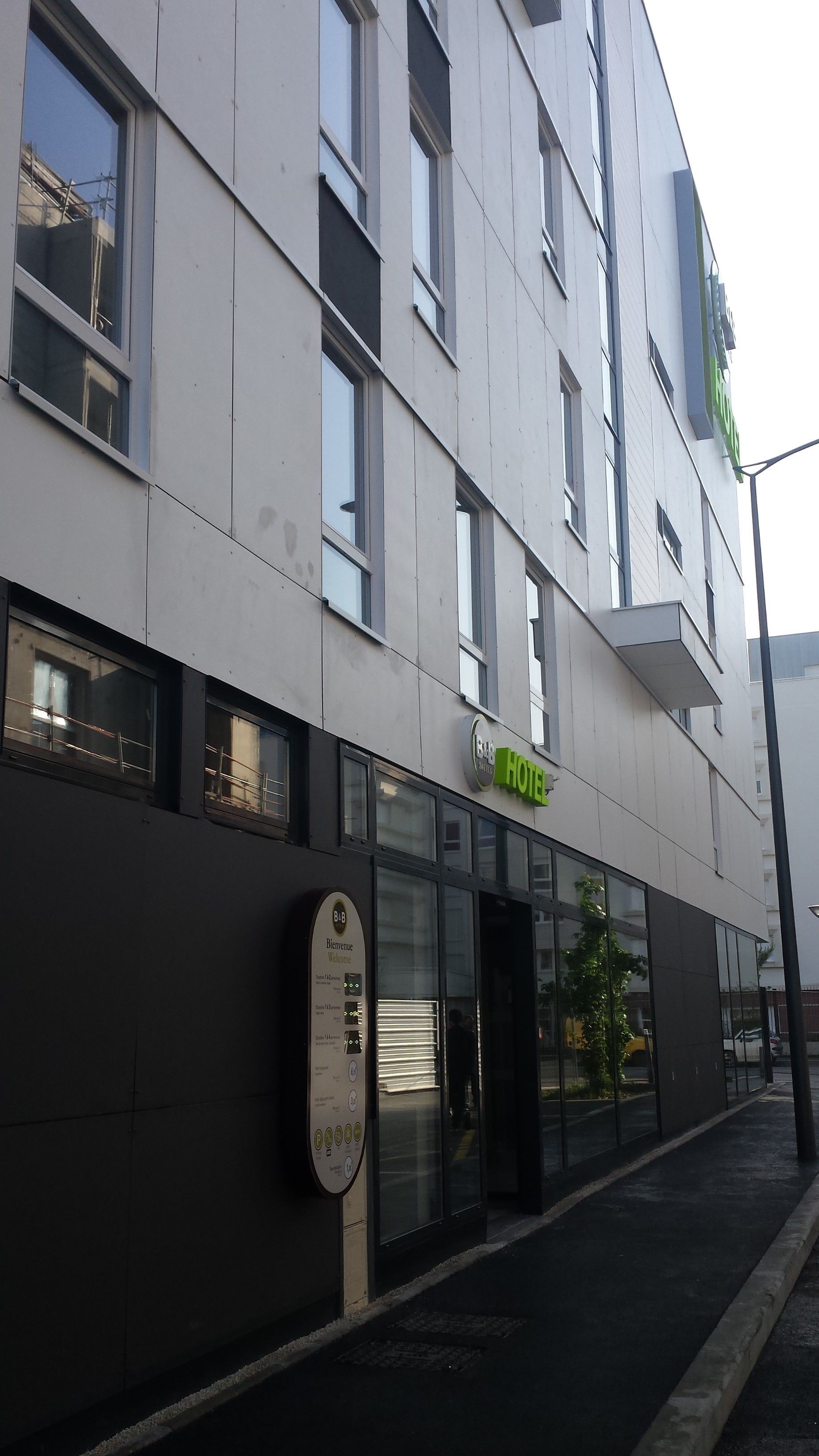 B&B Hotel Paris Est Bobigny Université