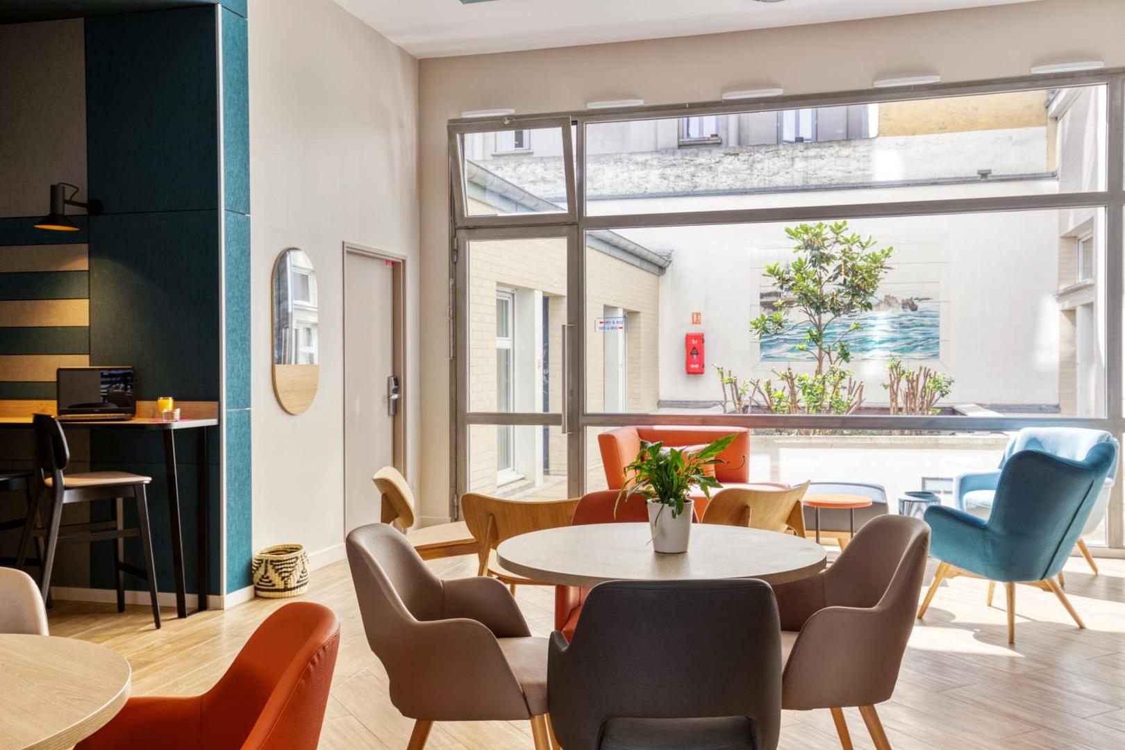 Appart'City Confort Paris Clichy Mairie