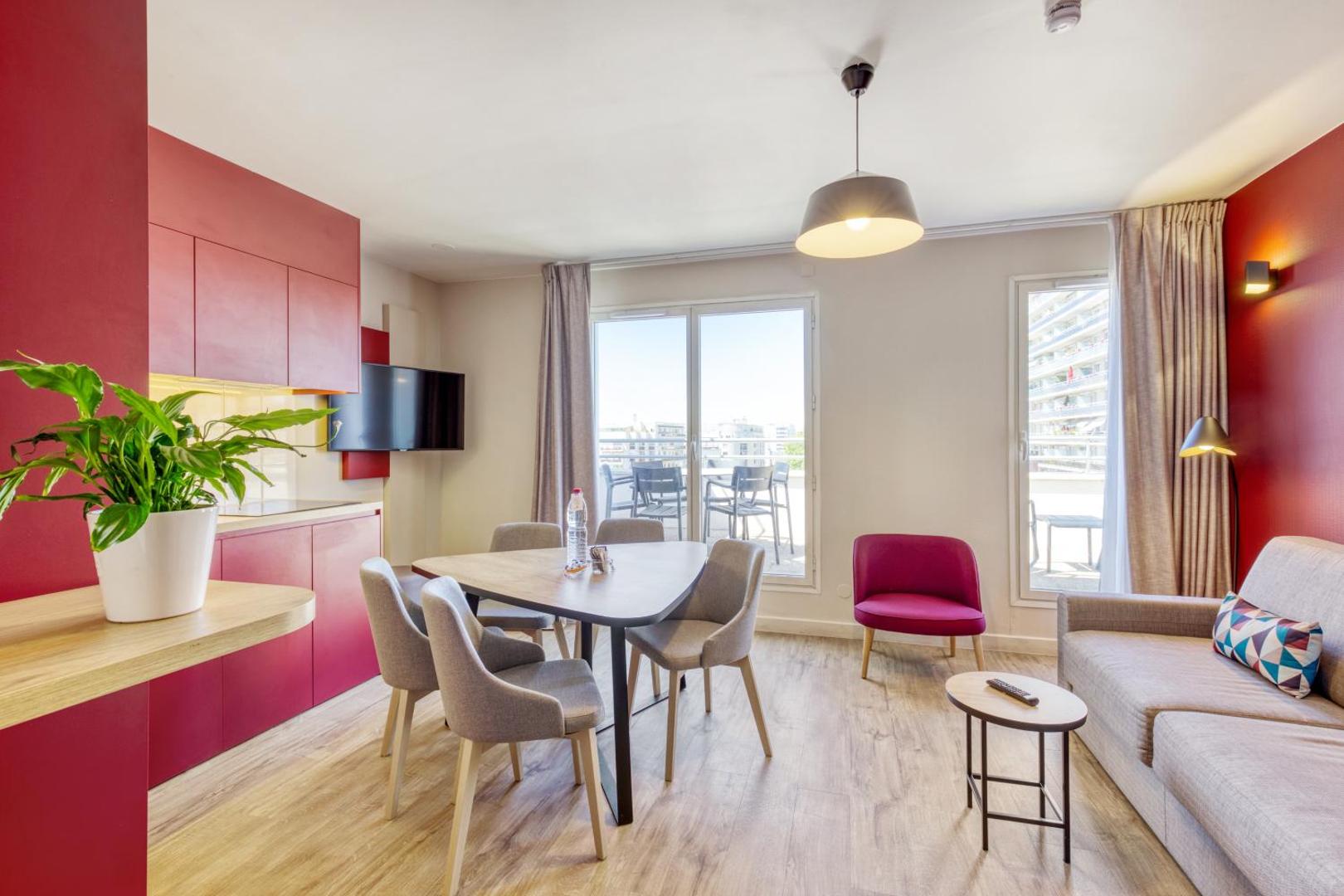 Appart'City Confort Paris Clichy Mairie