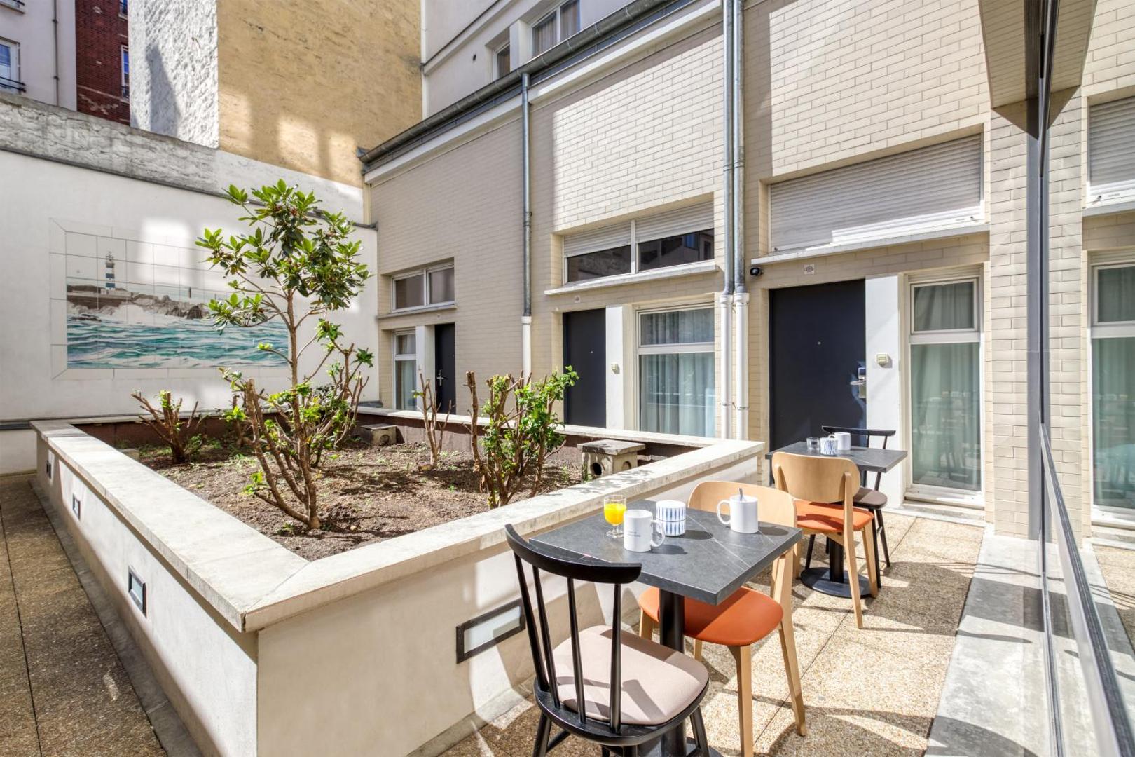 Appart'City Confort Paris Clichy Mairie
