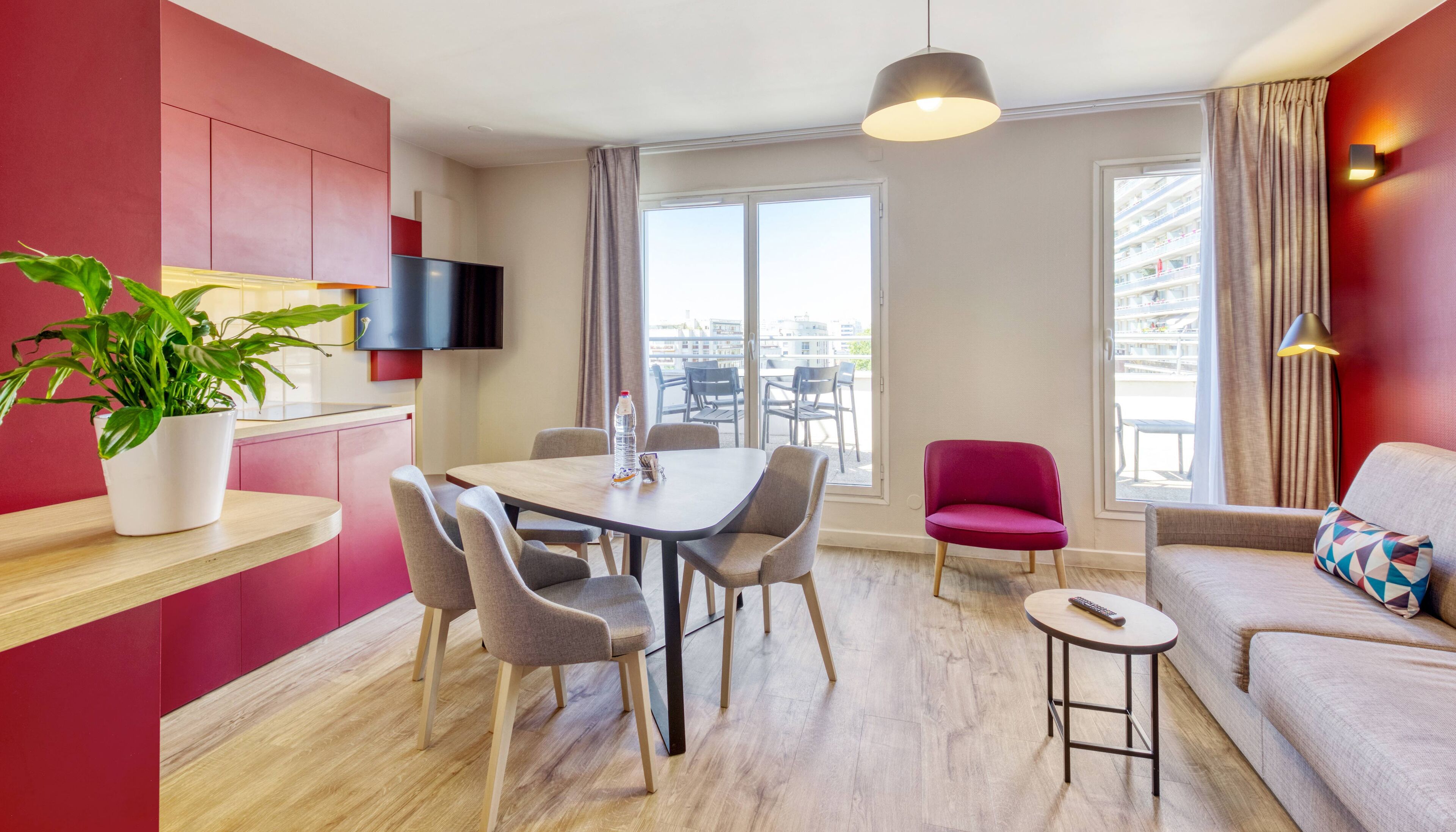 Appart'City Confort Paris Clichy Mairie