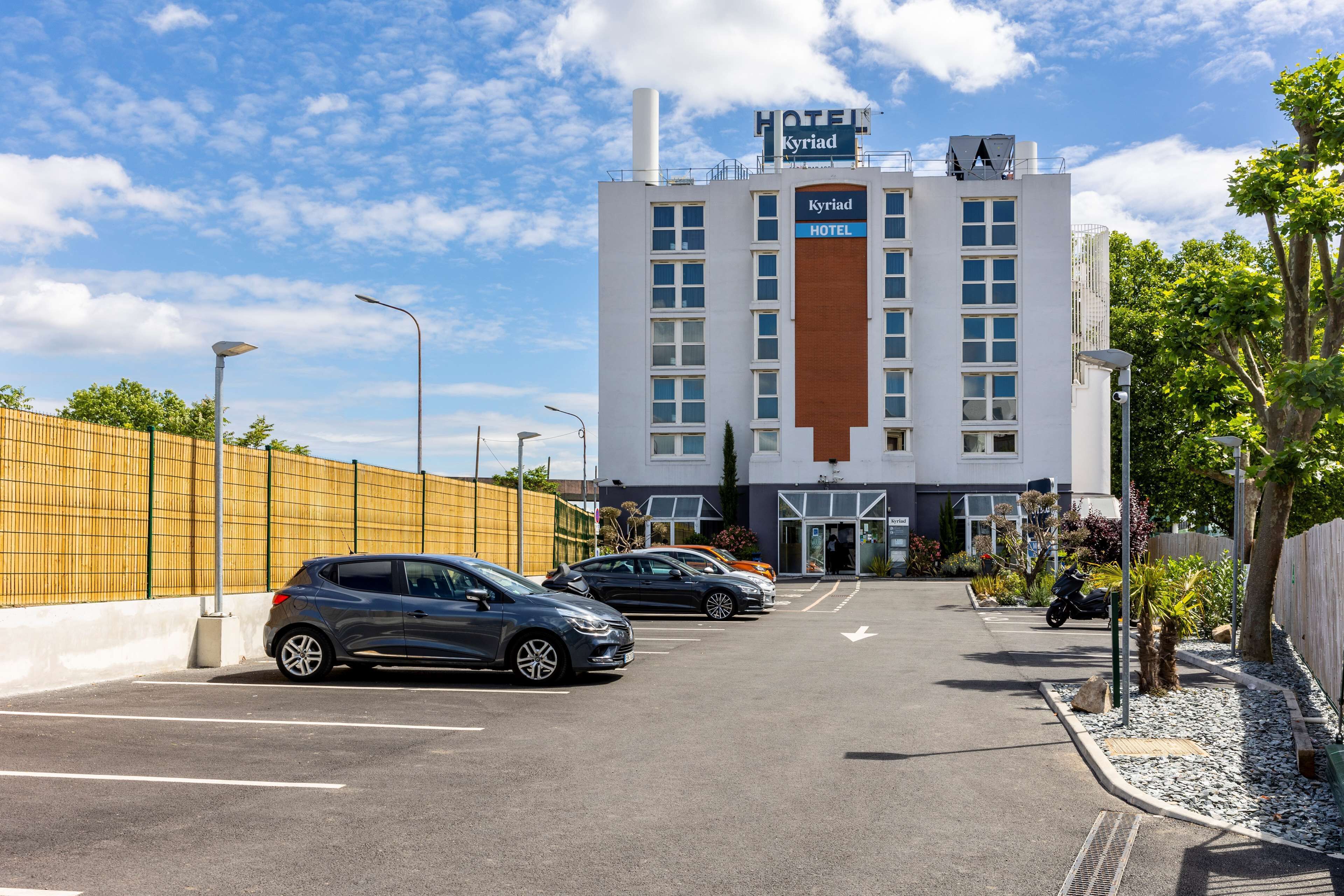 Kyriad Paris Ouest - Colombes