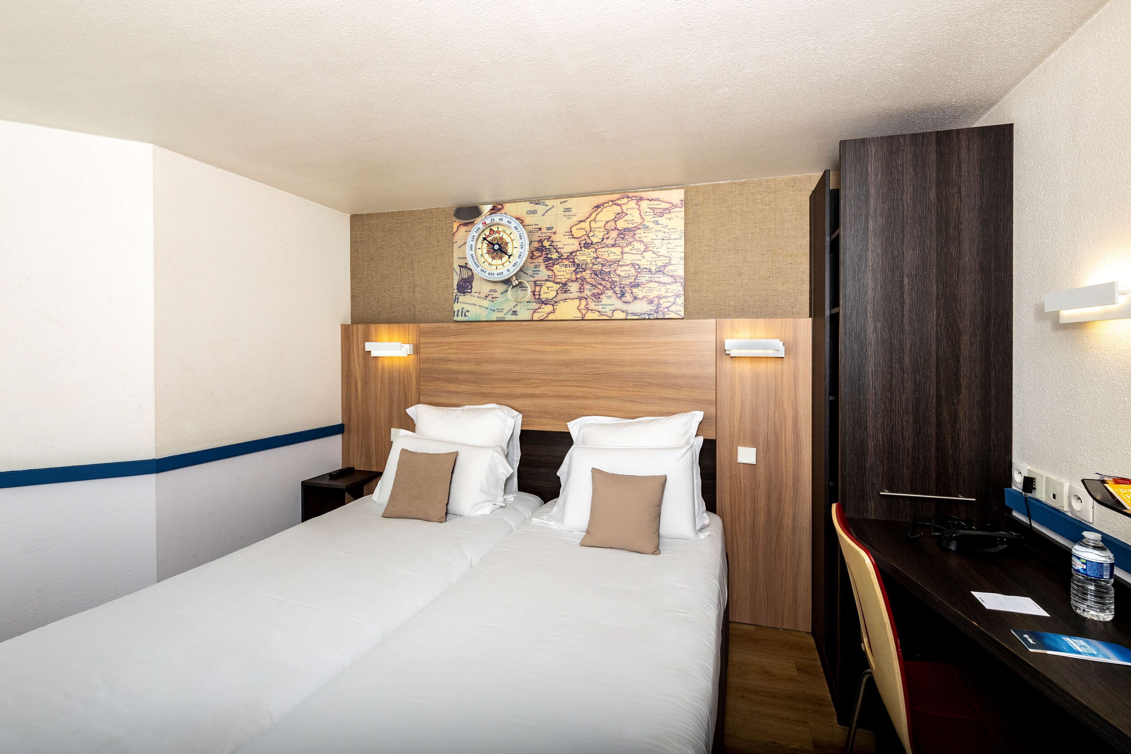 Kyriad Paris Ouest - Colombes