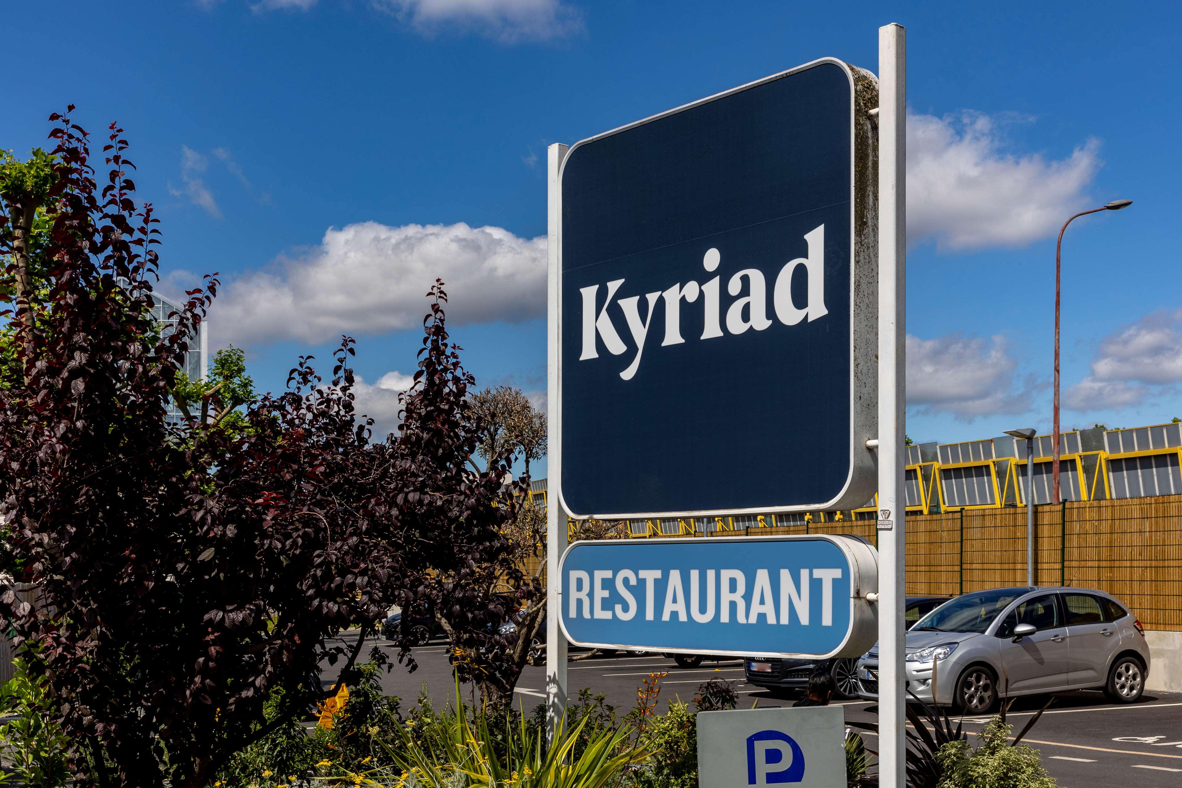 Kyriad Paris Ouest - Colombes