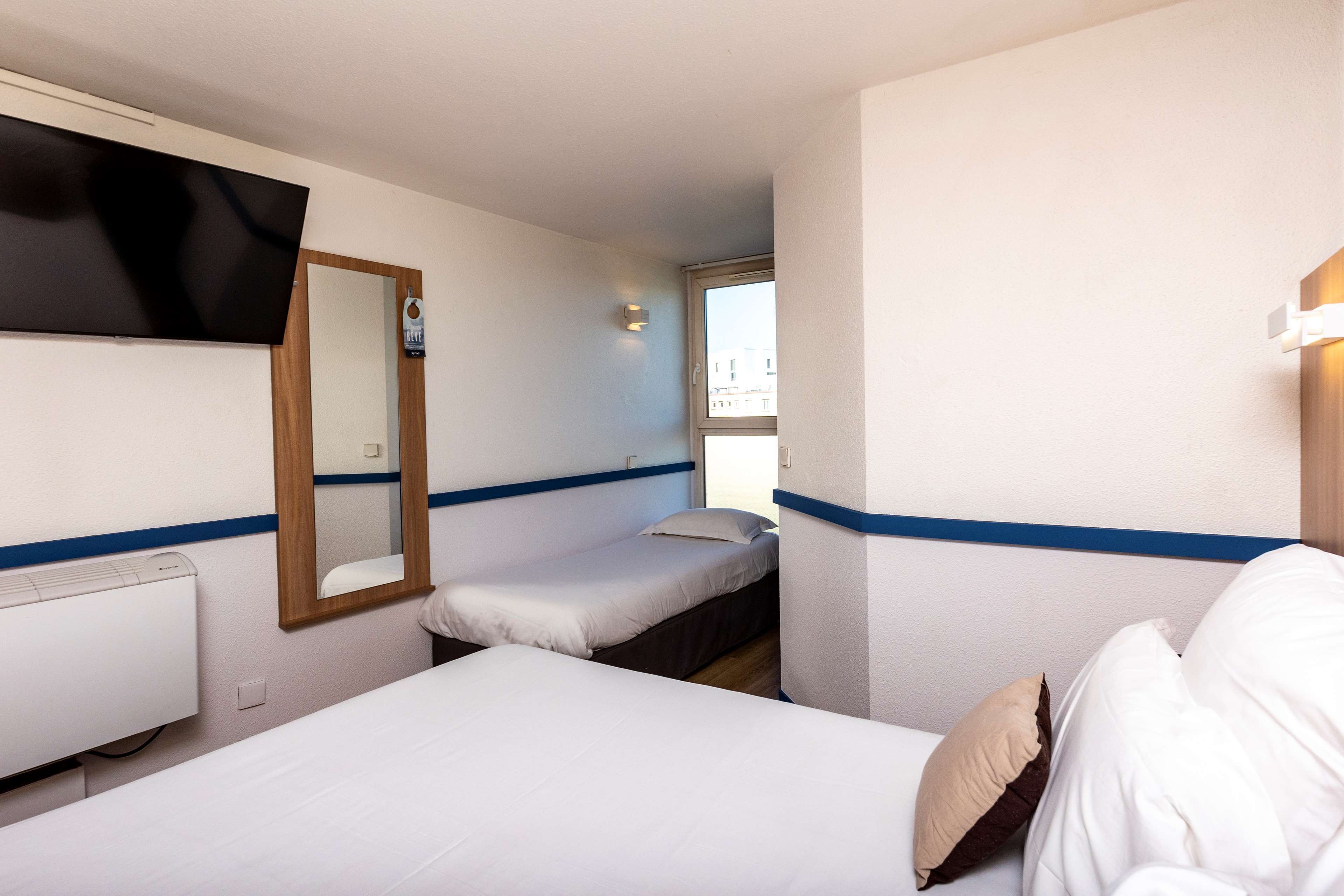 Kyriad Paris Ouest - Colombes