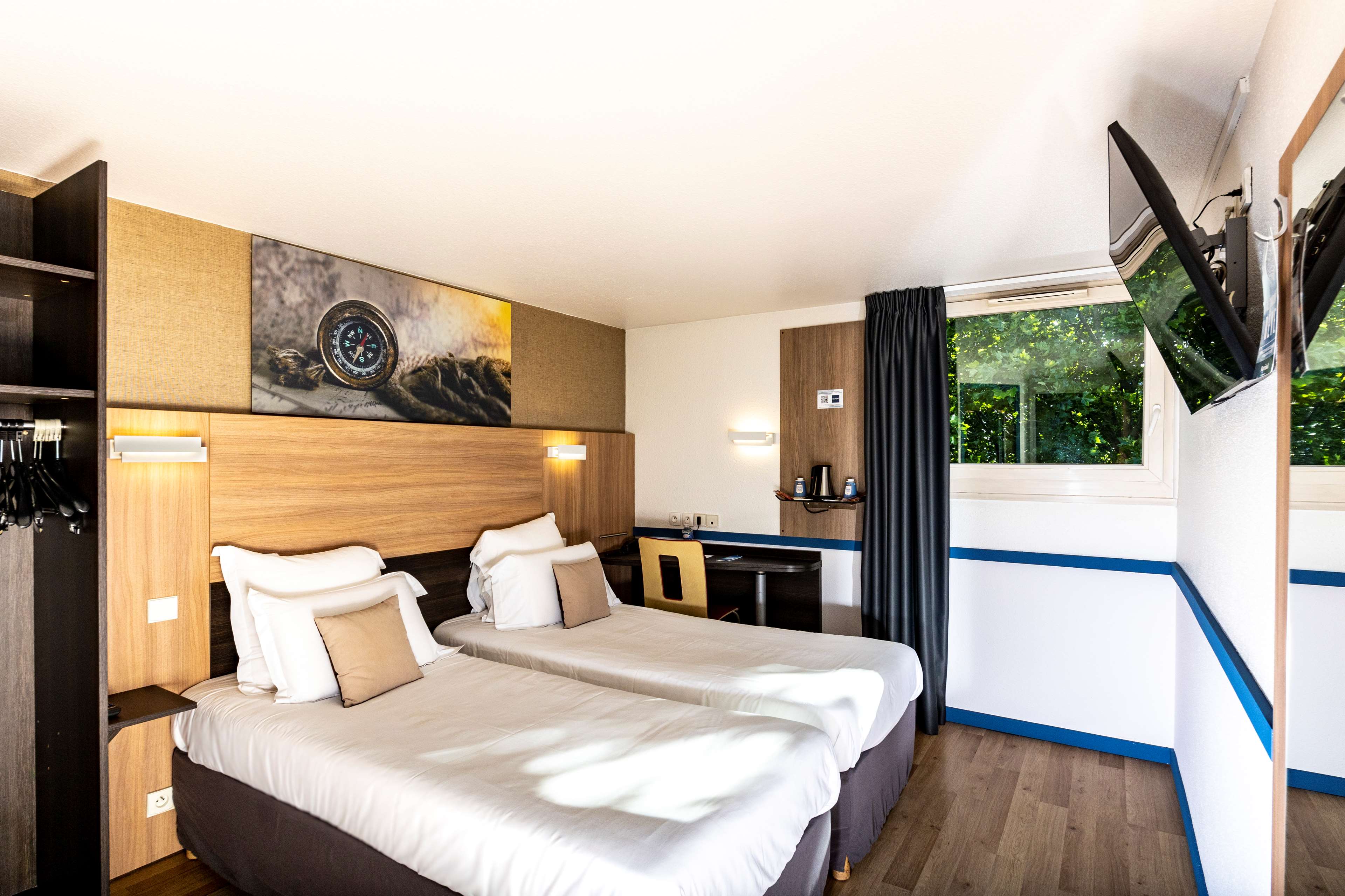 Kyriad Paris Ouest - Colombes
